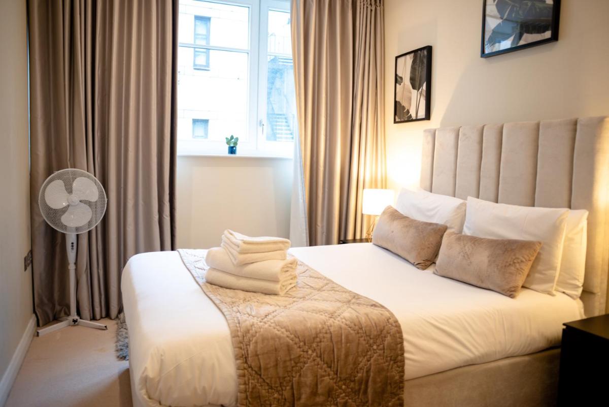 One Bed Serviced Apt near Holborn in Chancery Lane