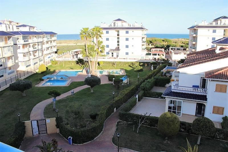 Bungalow con terraza La Mata