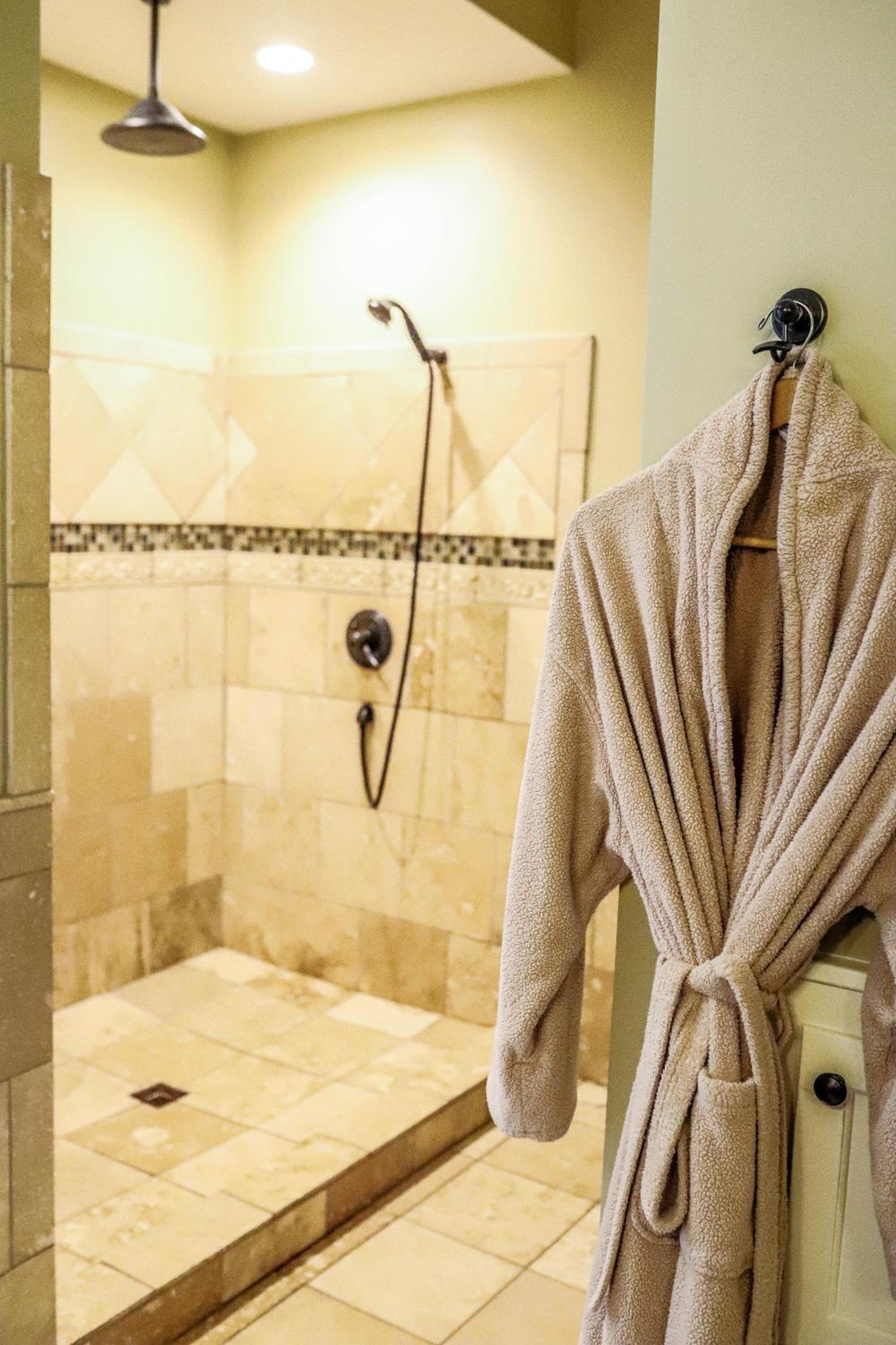 Early Inn at the Grove