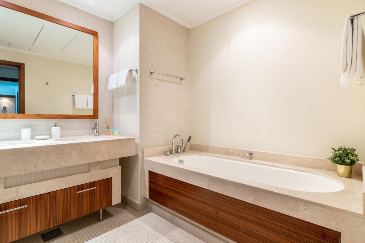 The Smart Concierge - Marina Promenade