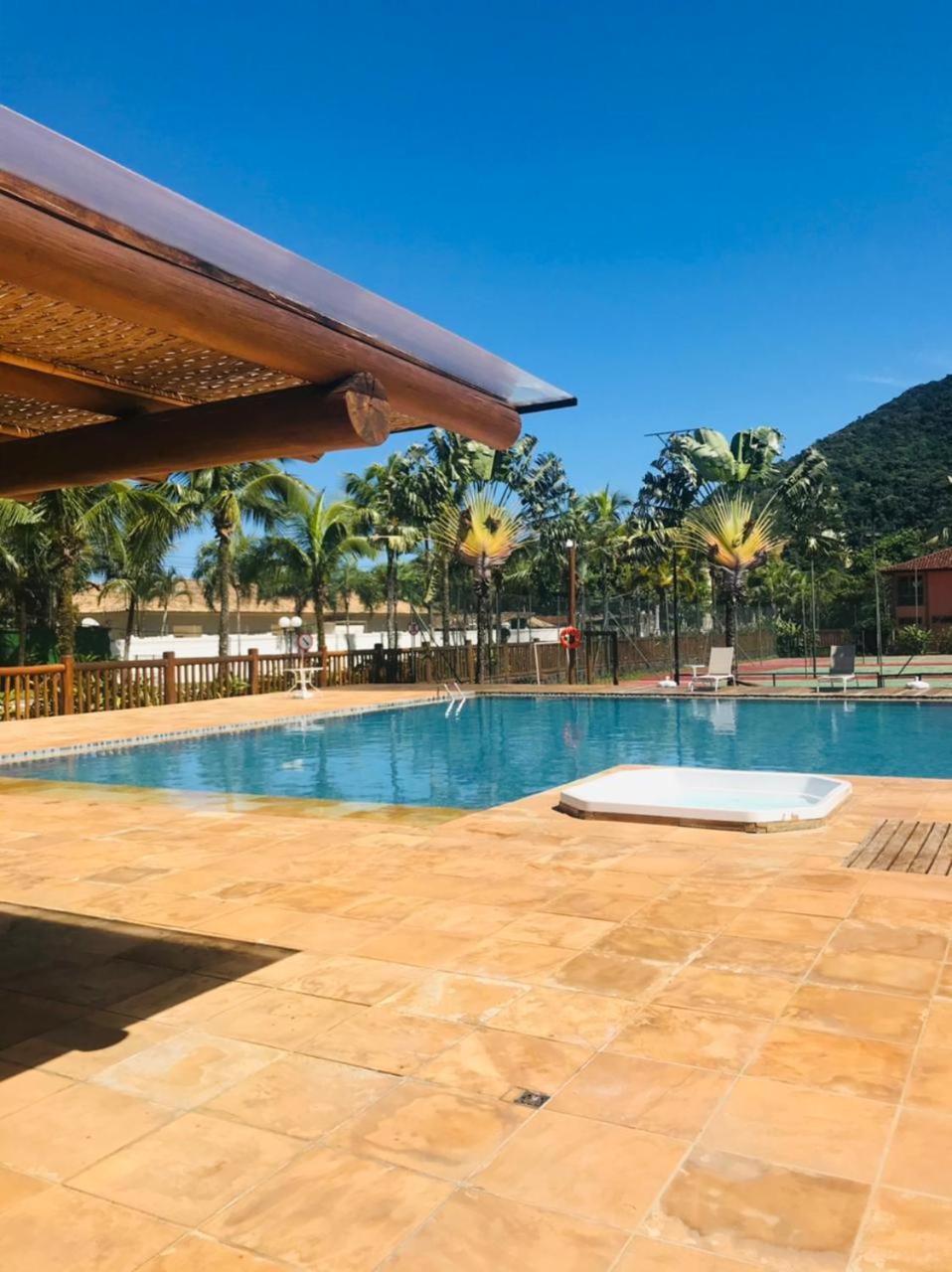 Maresias Beach House - Casas de alugueis em cond beira mar