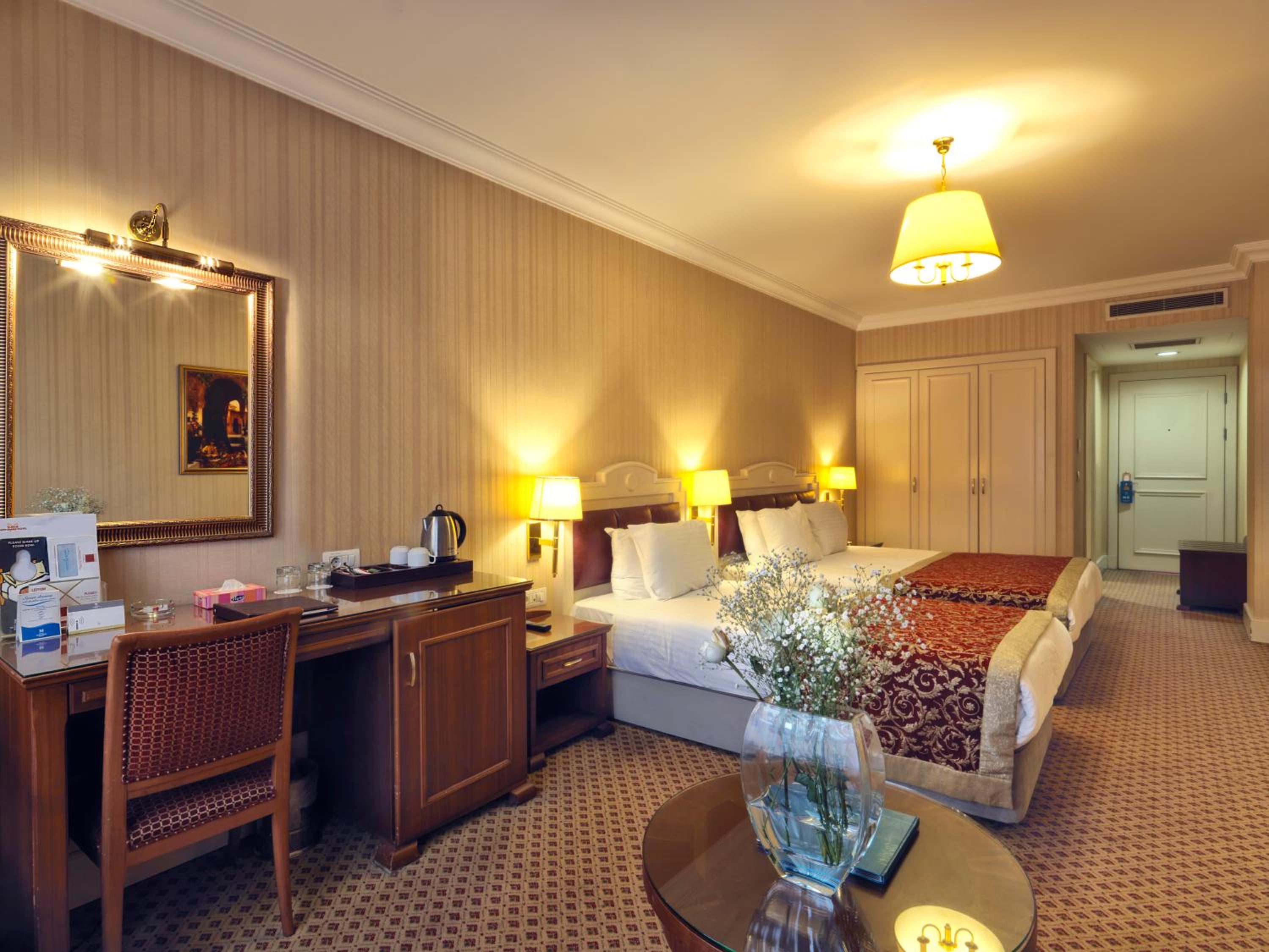 Taksim Metropark Hotel - Image 20