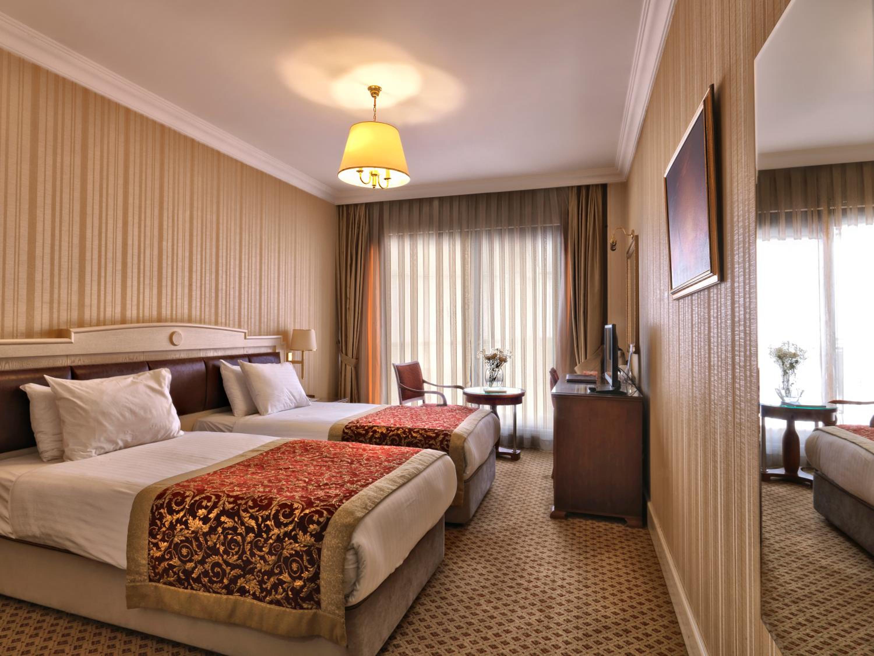 Taksim Metropark Hotel - Image 23