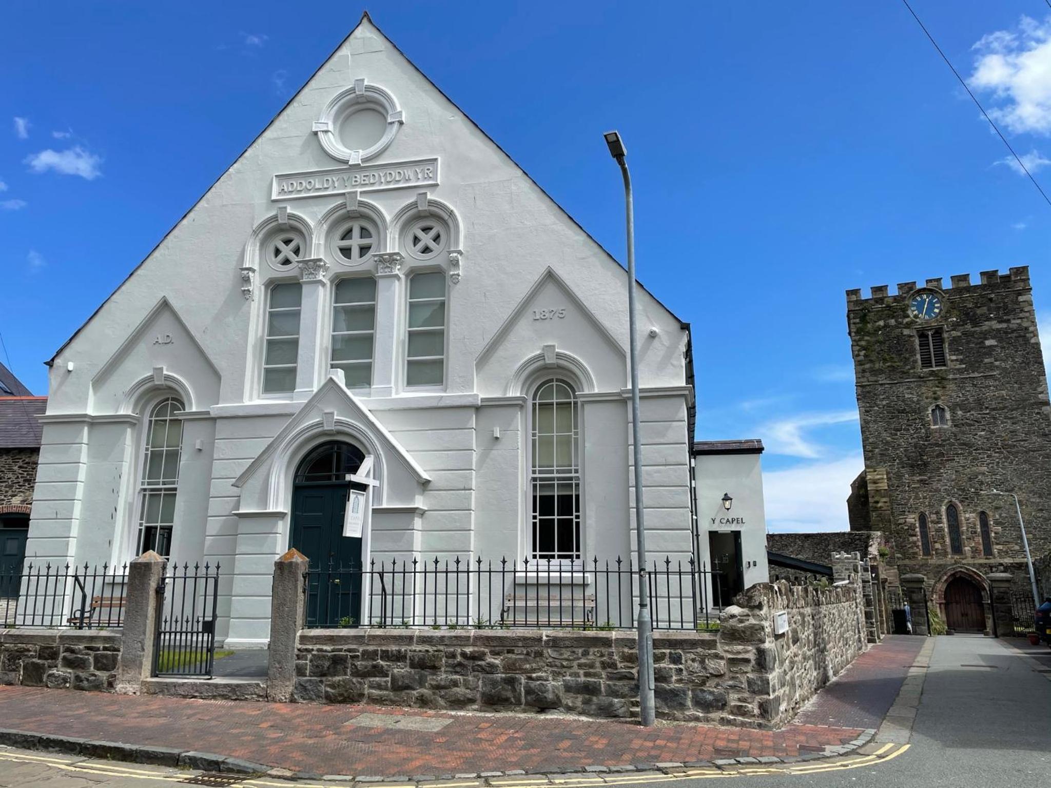 Hotel Y Capel Guest House - Image 1