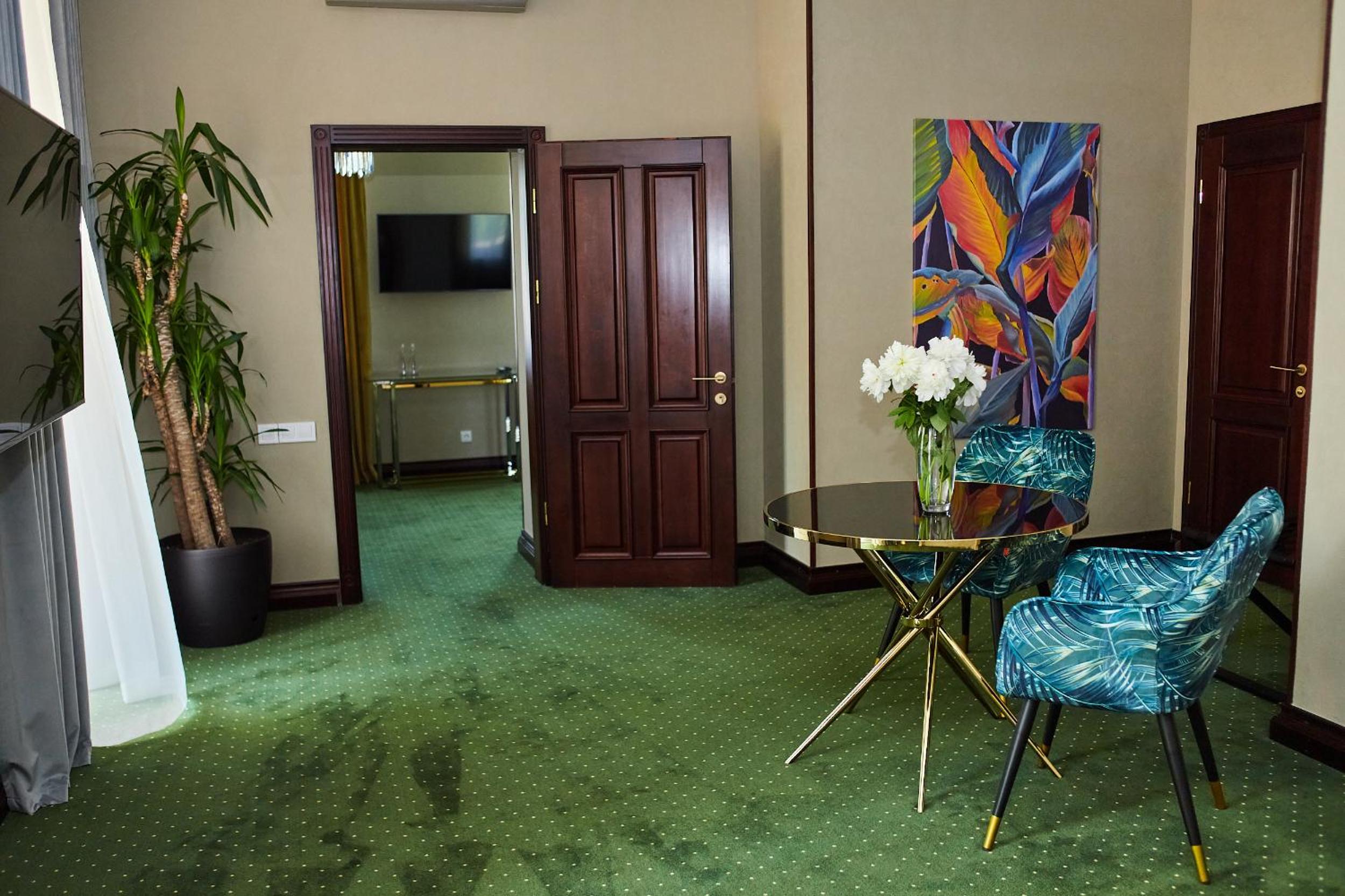 Arcadia Plaza Hotel, photo 13