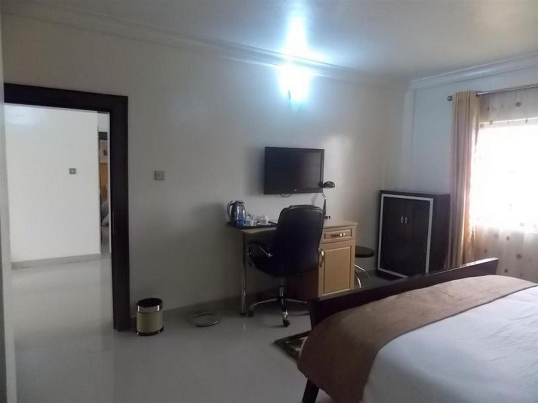 Ayalla Hotels Suites-abuja Royal Suite view 5