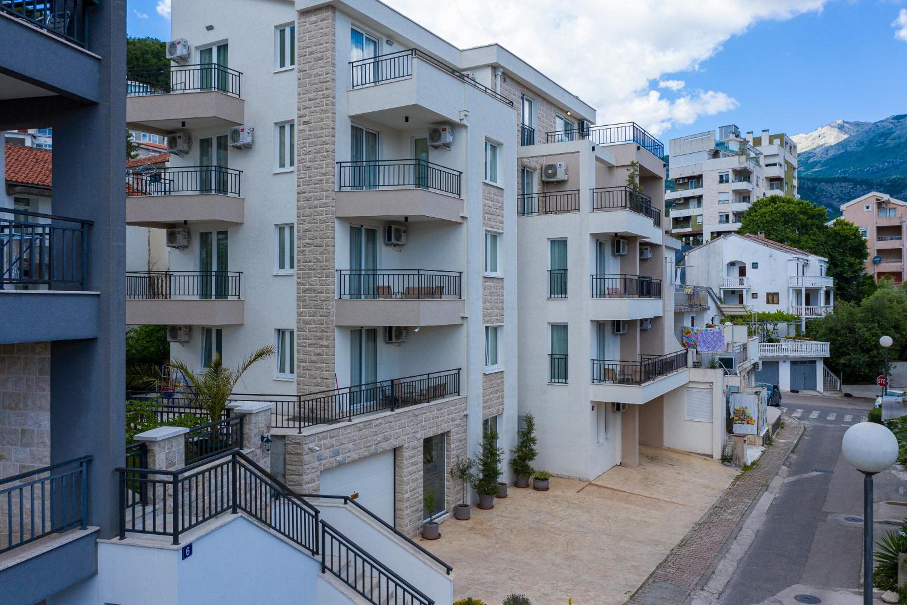 Sun and Sea Apartments view 3