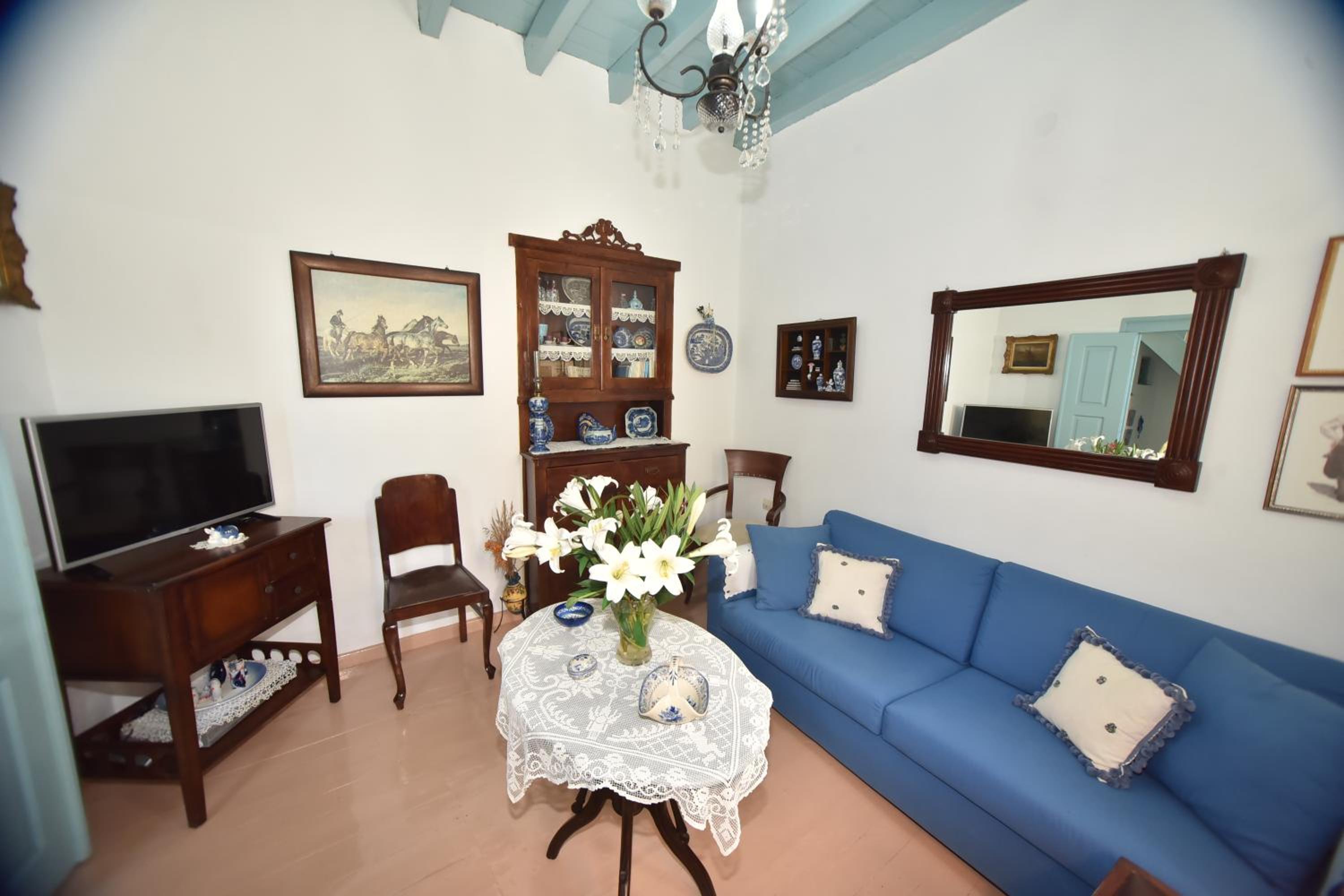 Traditional house by the sea view 2