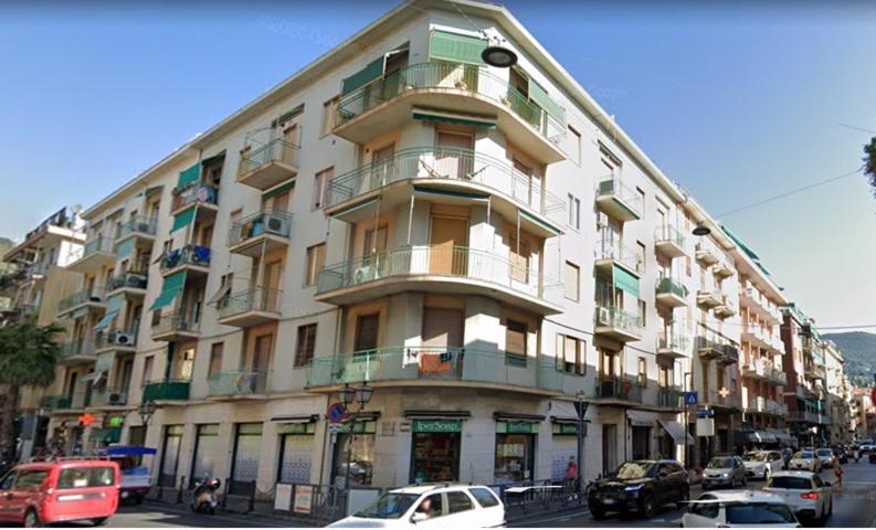 Hotel DaVinci104 - Image 1