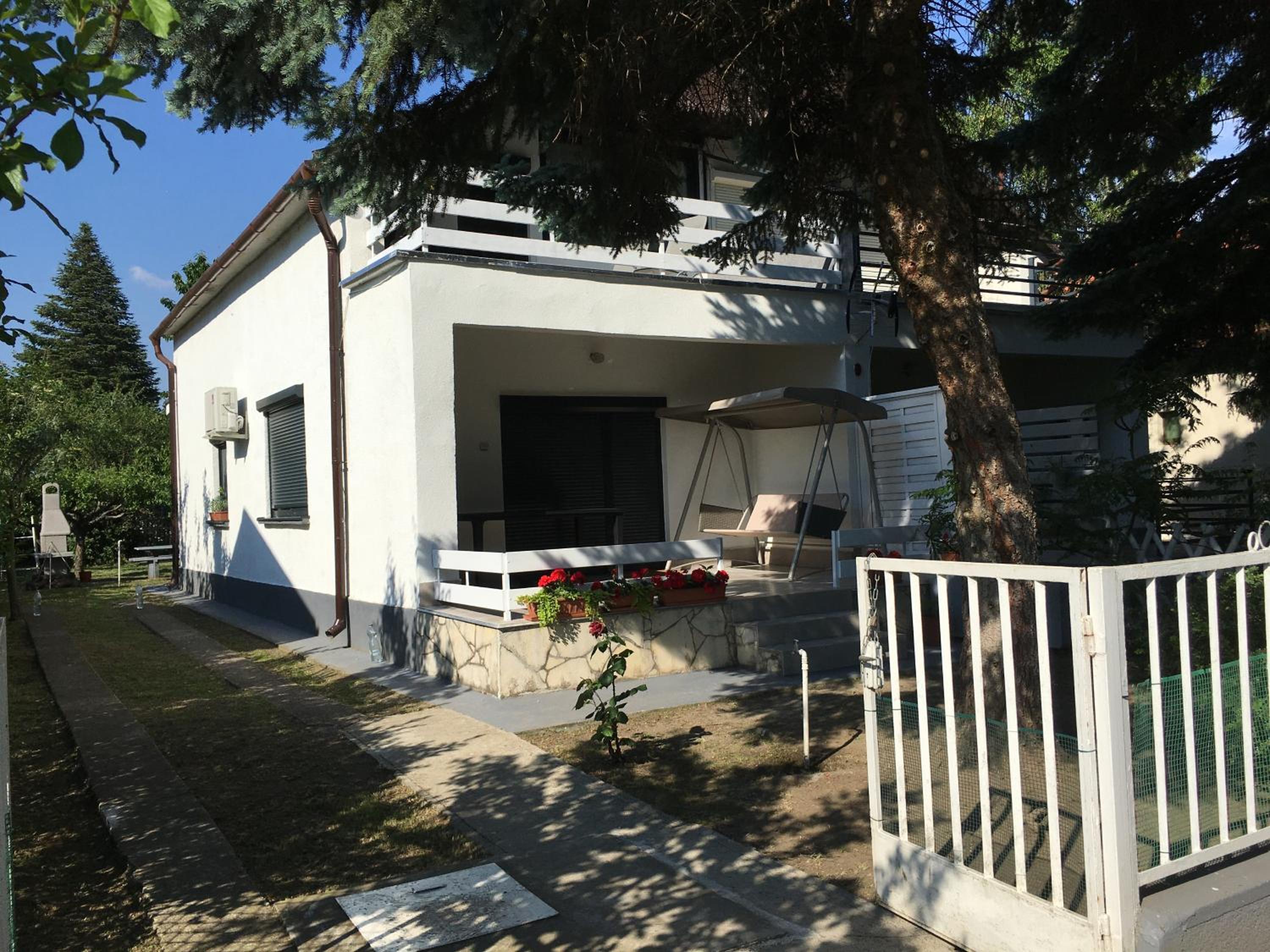 Nefelejcs Apartman view 4