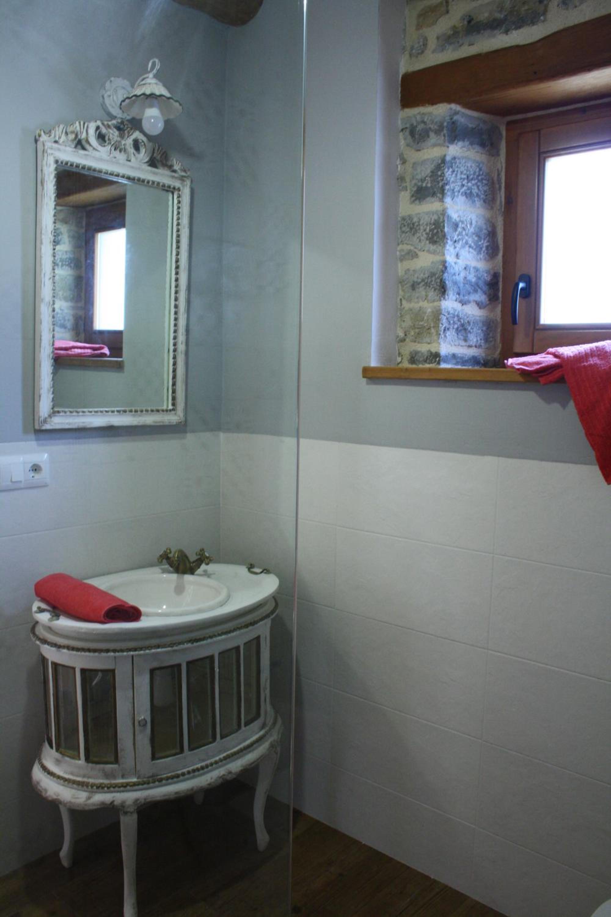 Photo 32