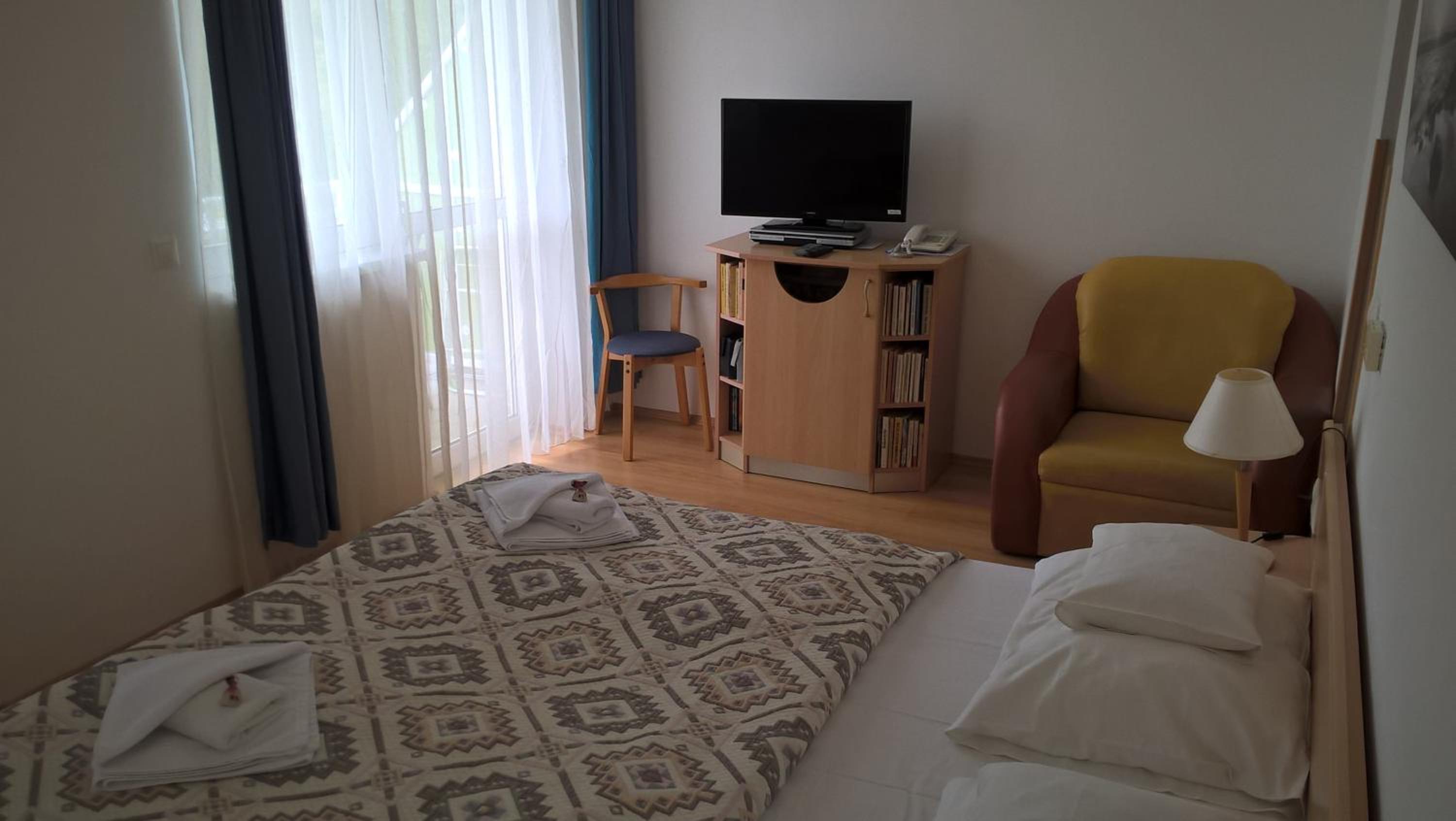 Photo 49