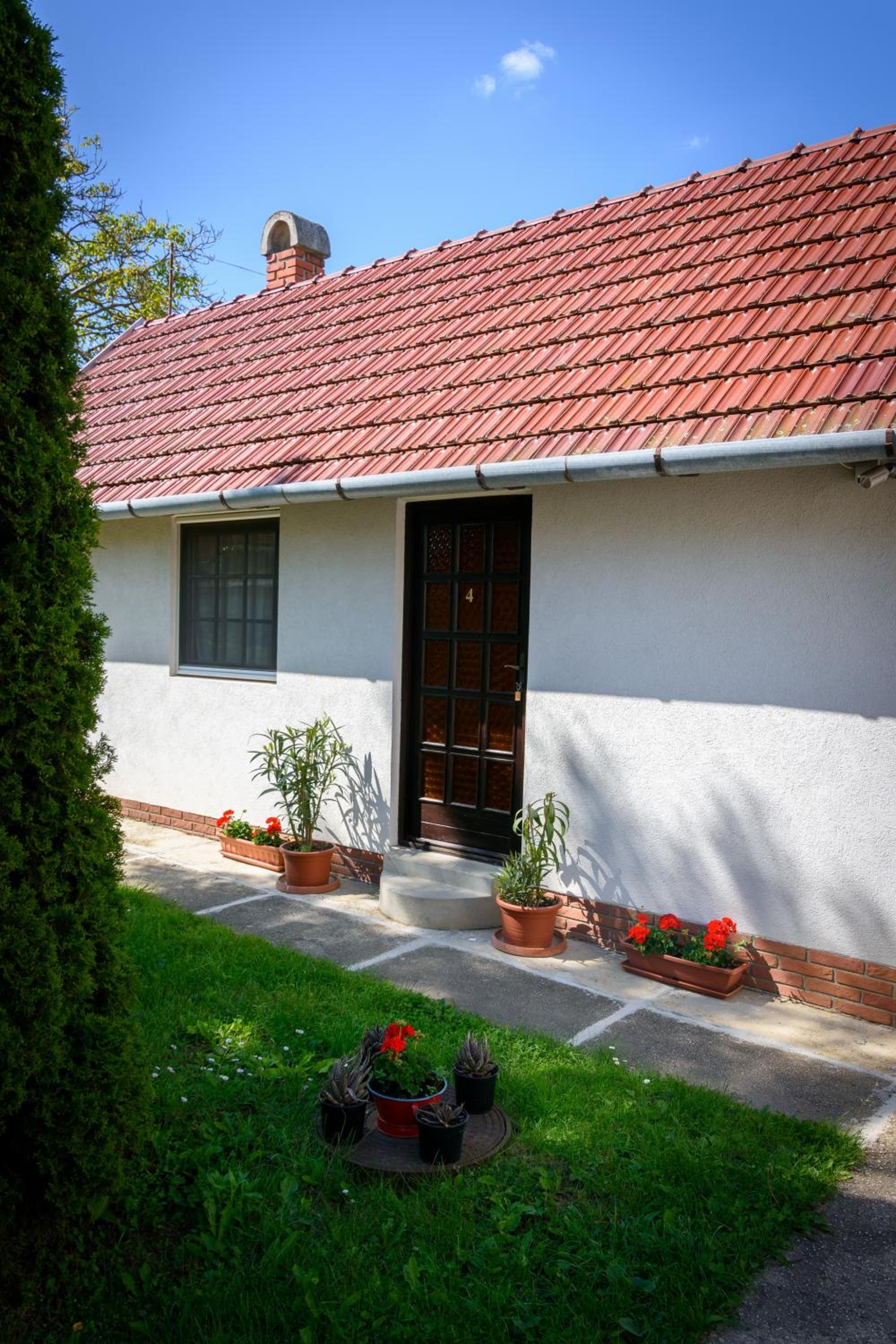 Photo 28