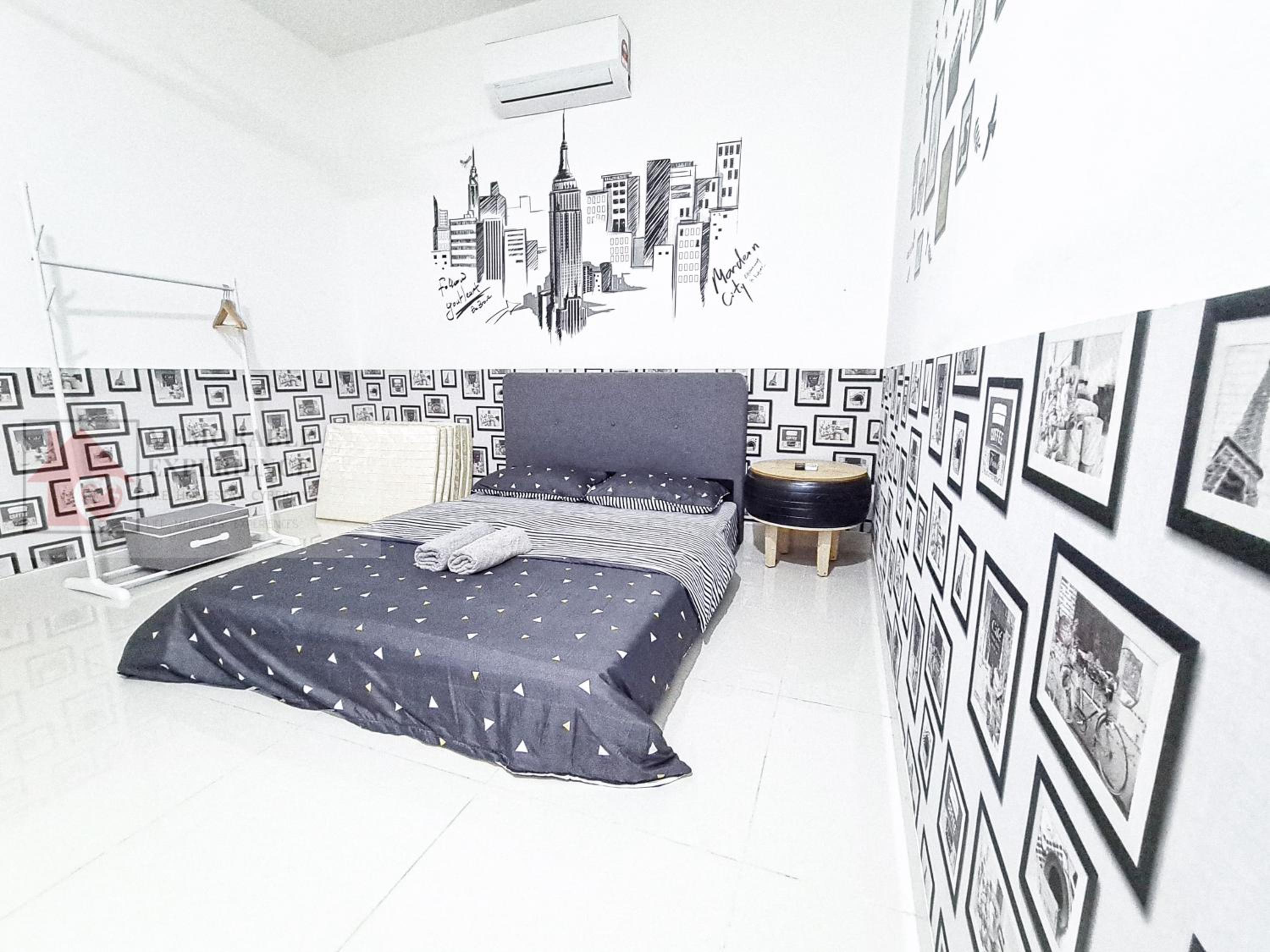 Cozy Flexi Space 1-2Pax WIFI Indoor Carpark Express Check-in photo 4