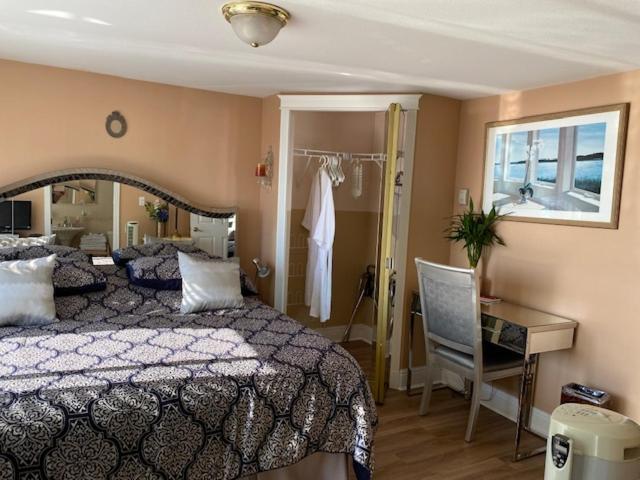 Ocean Breeze Executive Bed and Breakfast