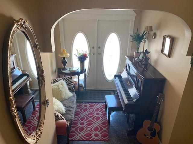 Ocean Breeze Executive Bed and Breakfast