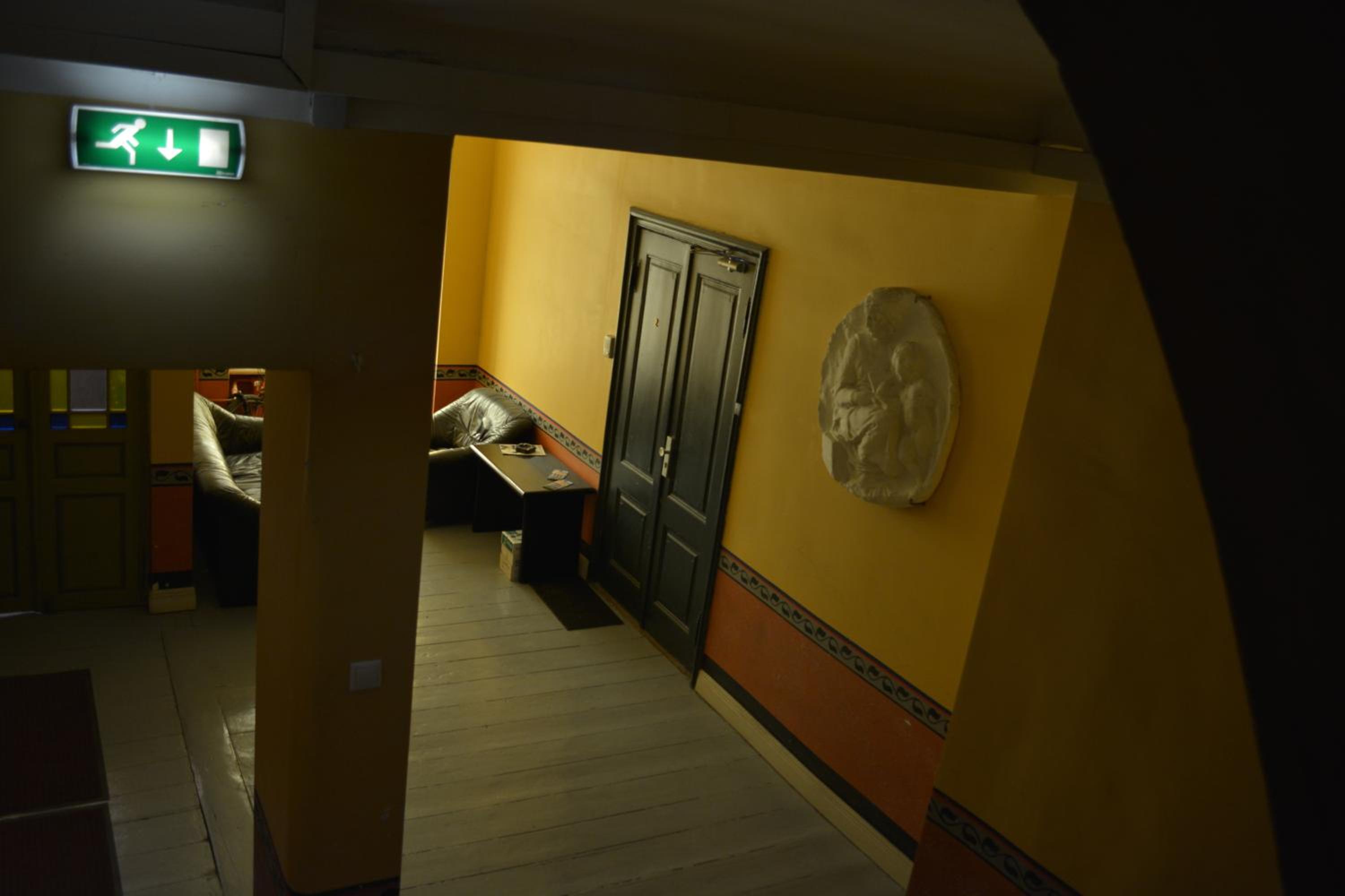 Photo 8