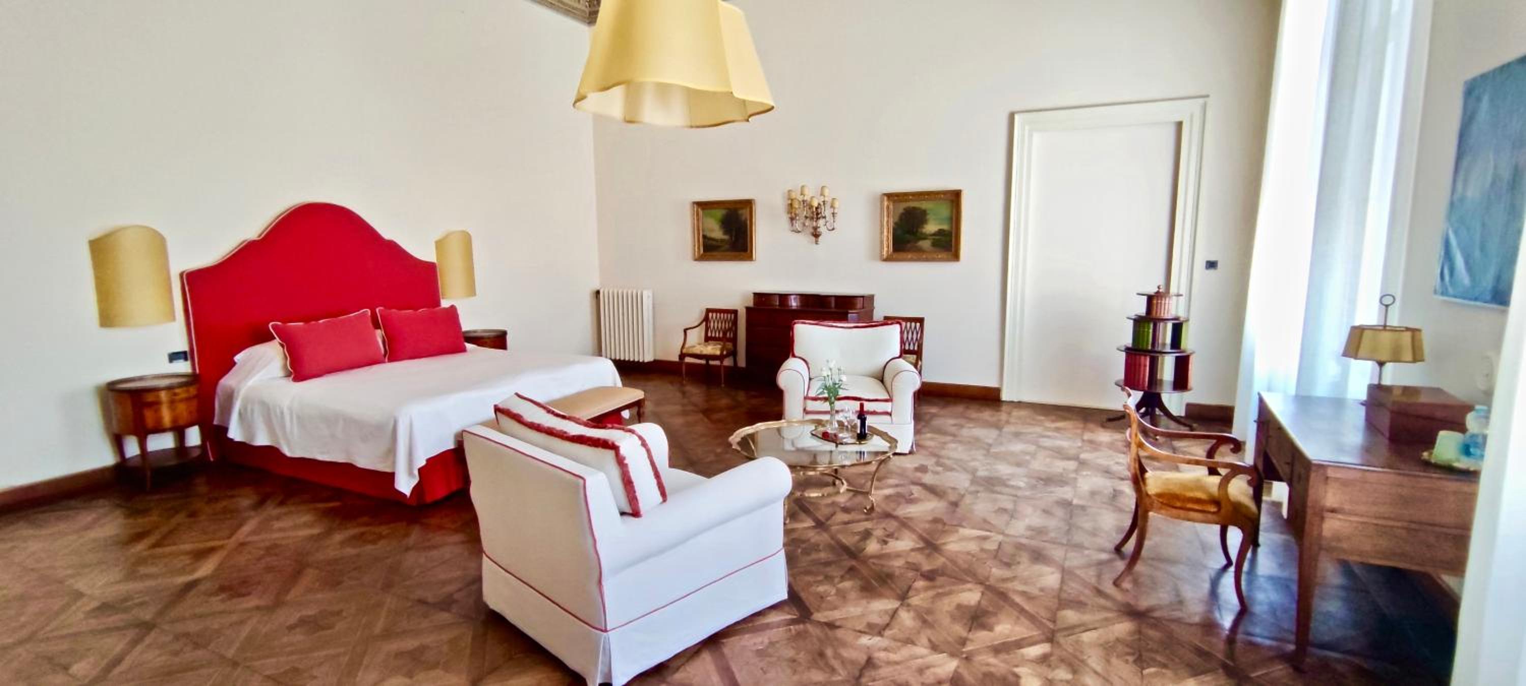 Palazzo Mantua Benavides Suites & Apartments