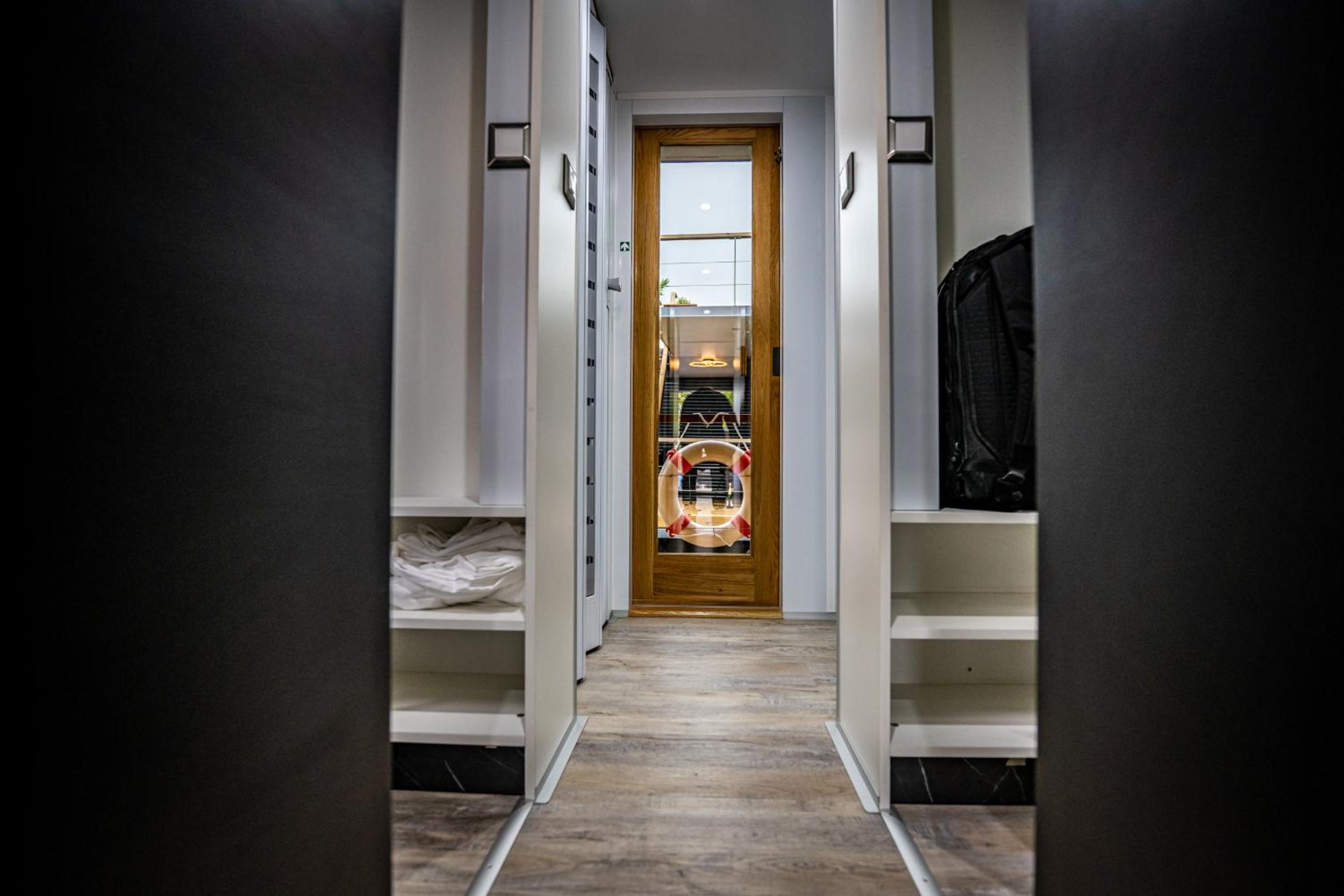 Photo 67
