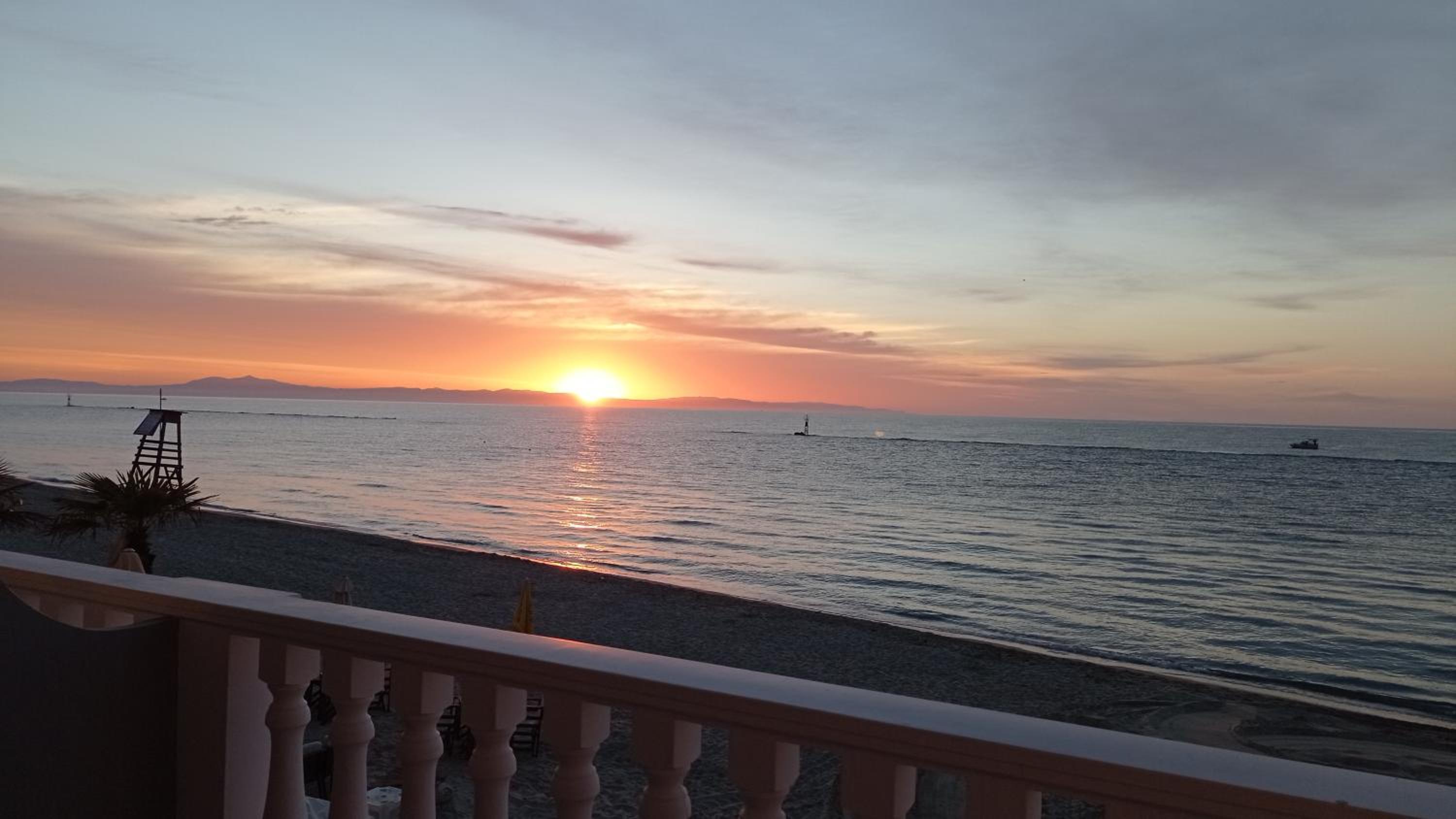 THEMIS BEACH