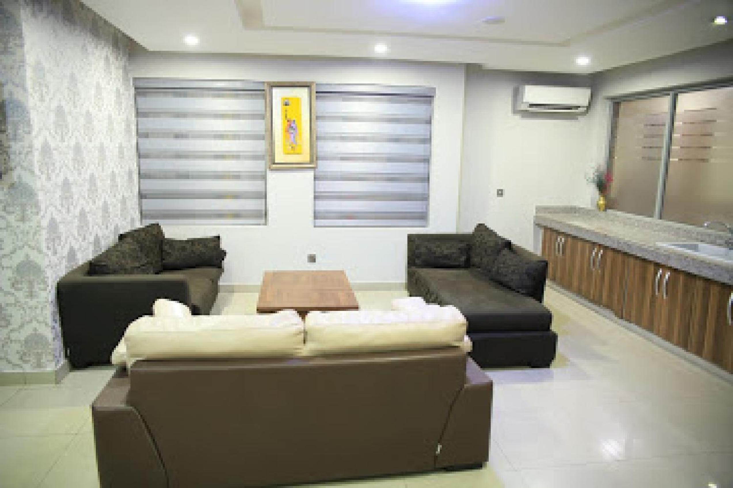 Best Western Plus-Presidential Suite