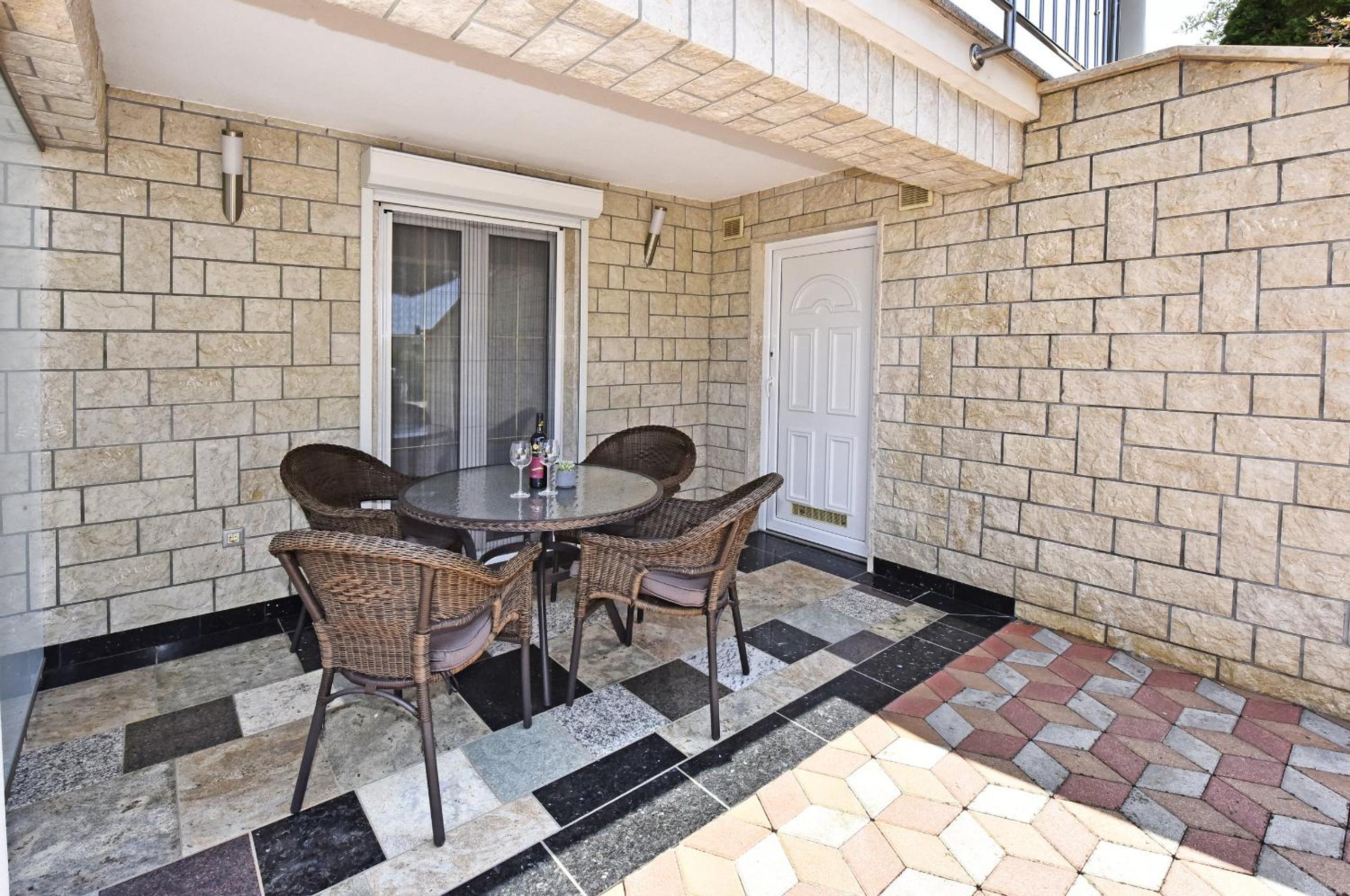 Tomic Apartments - Property Image 58