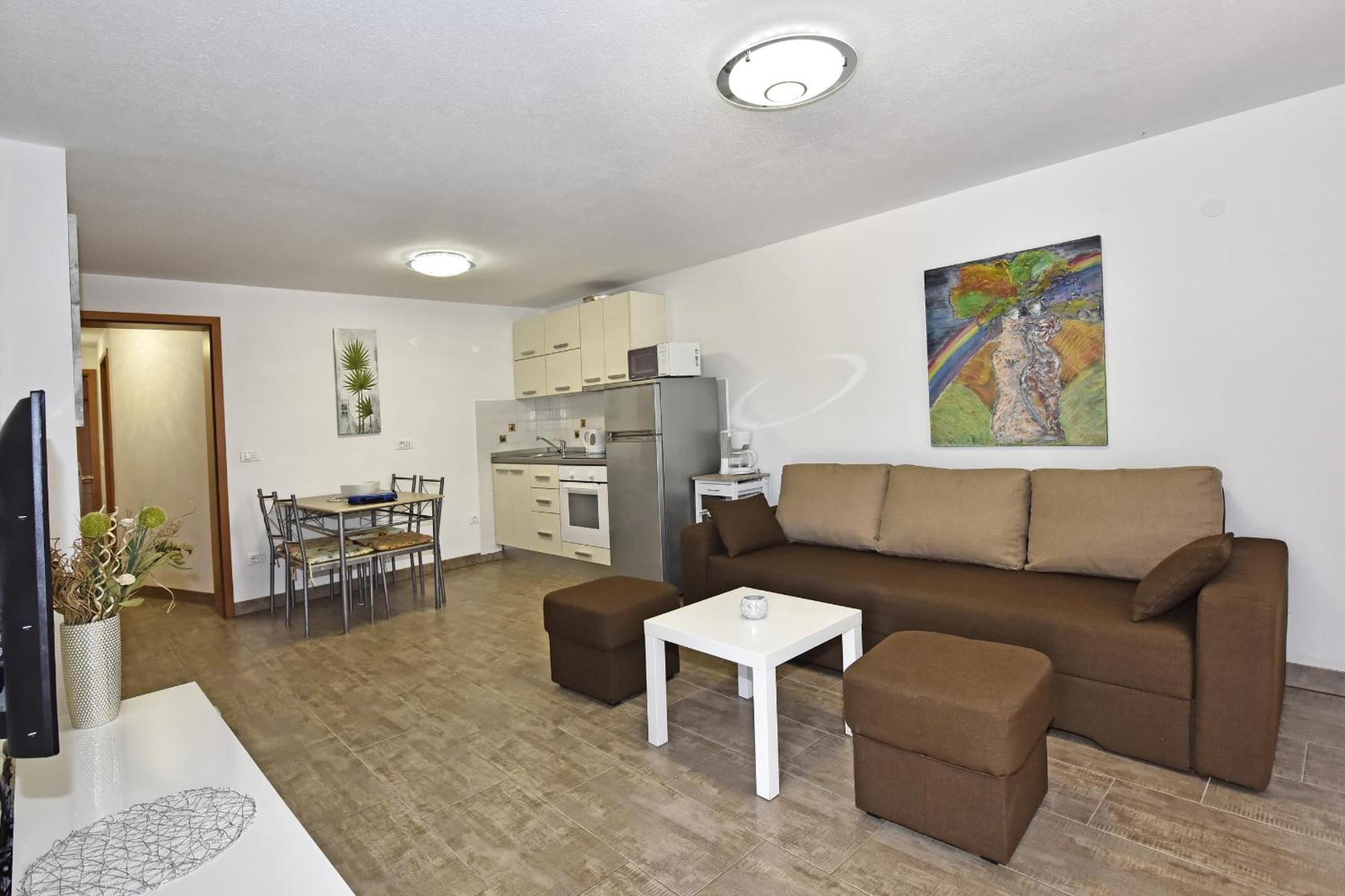 Tomic Apartments - Property Image 70