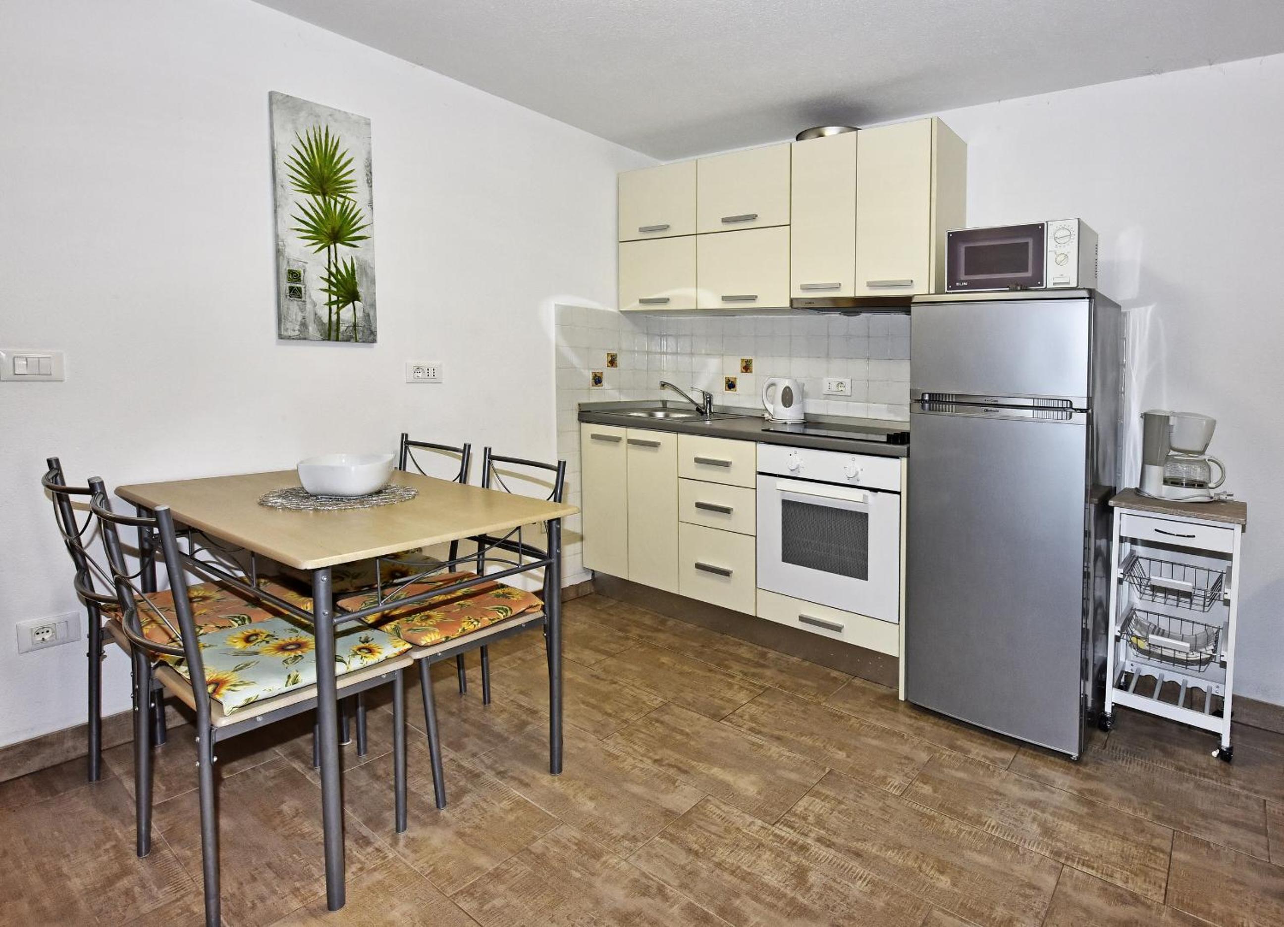 Tomic Apartments - Property Image 68