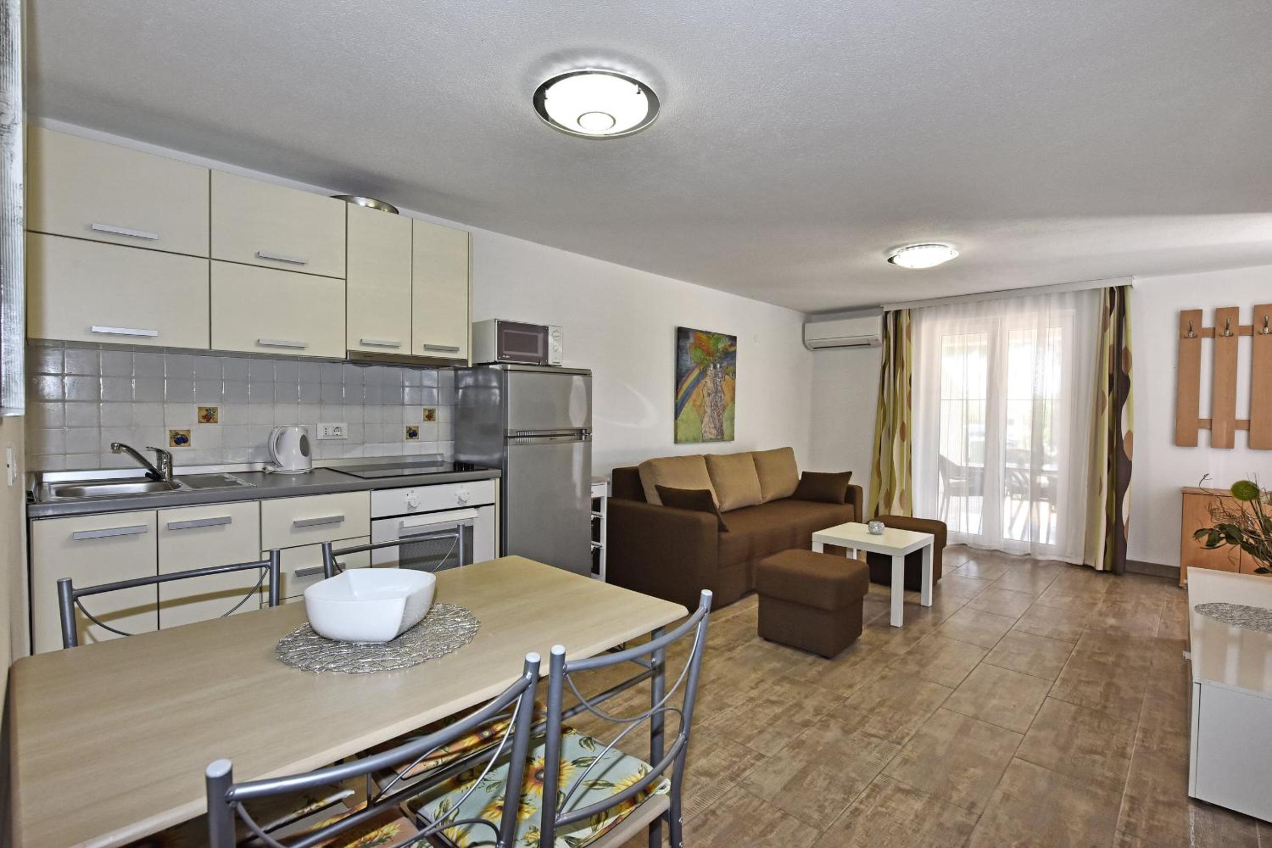 Tomic Apartments - Property Image 69