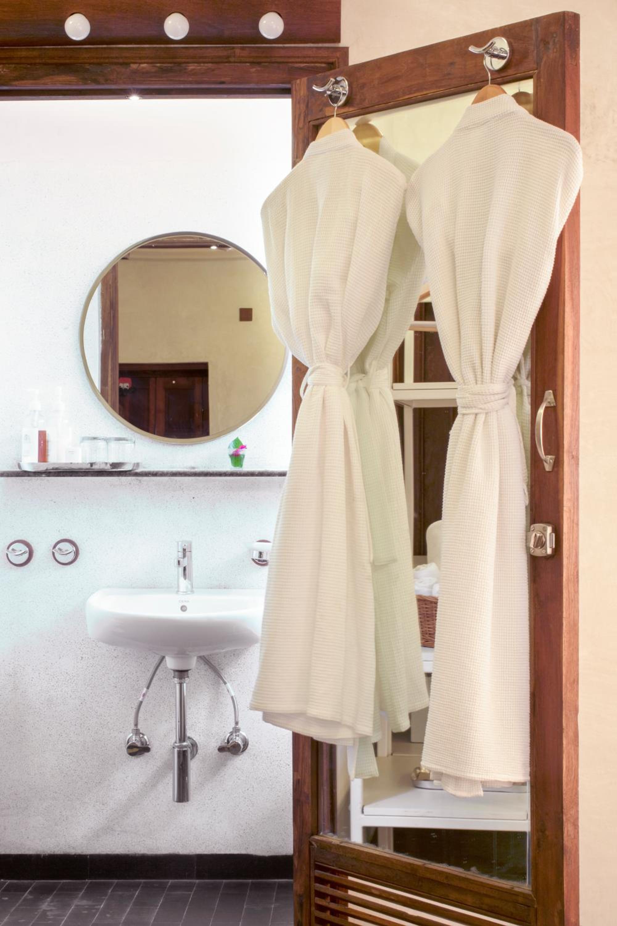 Mangaldas Ni Haveli II by The House of MG
