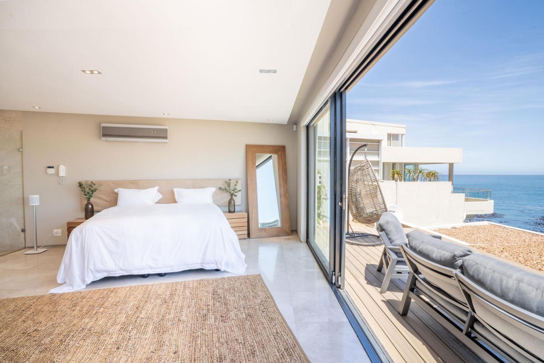 Azamara Luxury Villa - Camps Bay view 2