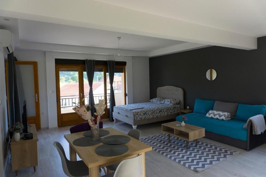 Apartments Ena