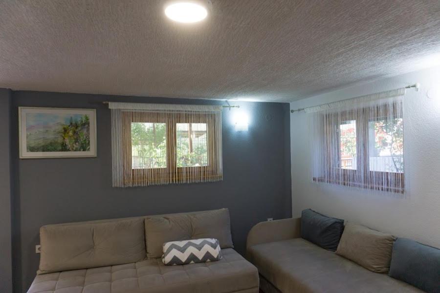 Apartments Ena