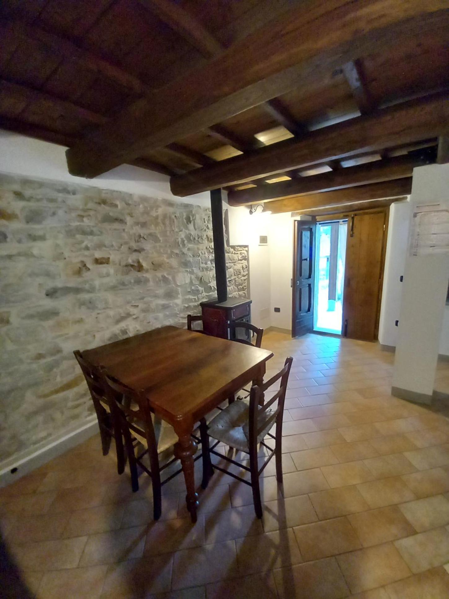 BISERNO Apartment en Santa Sofia
