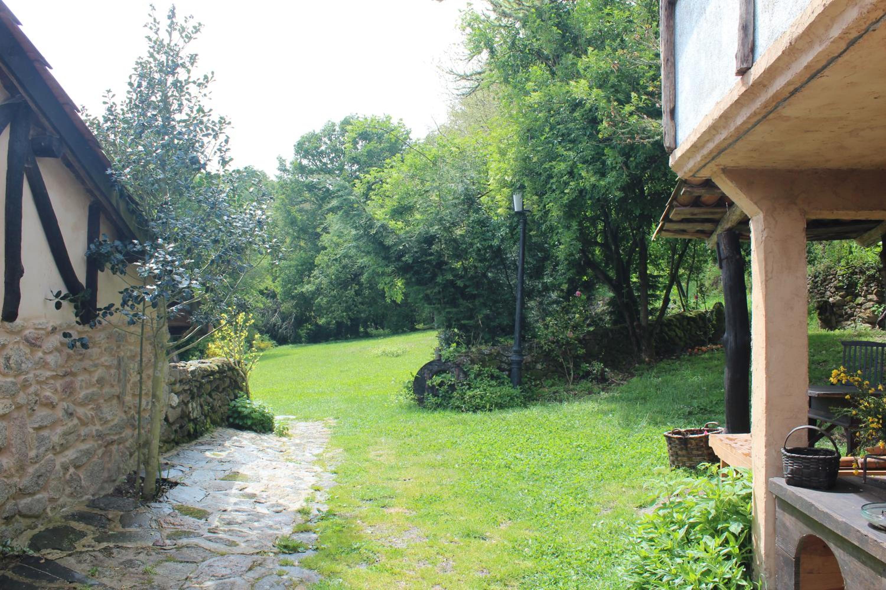 Photo 32