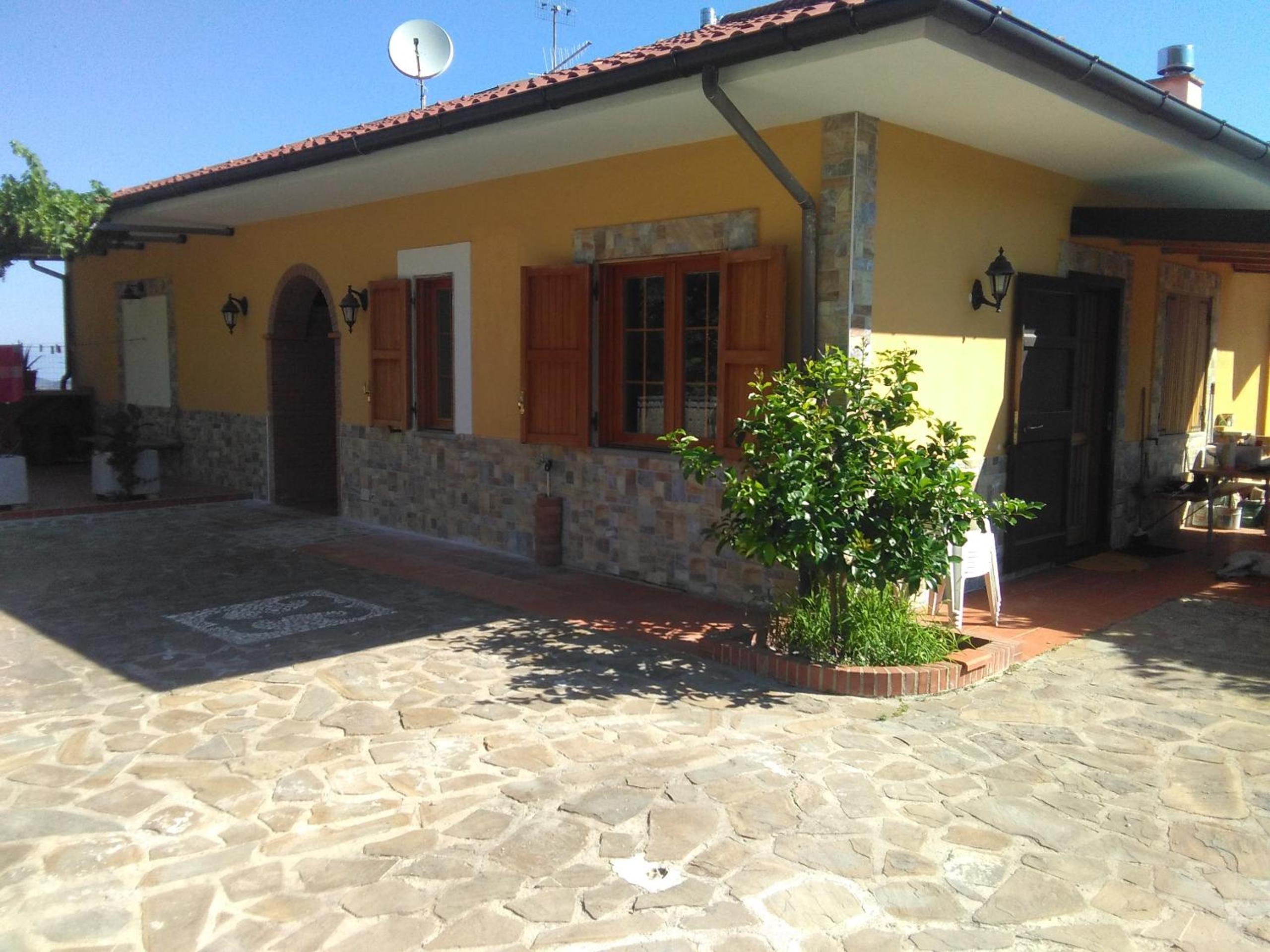 B & B Il Campanile view 2