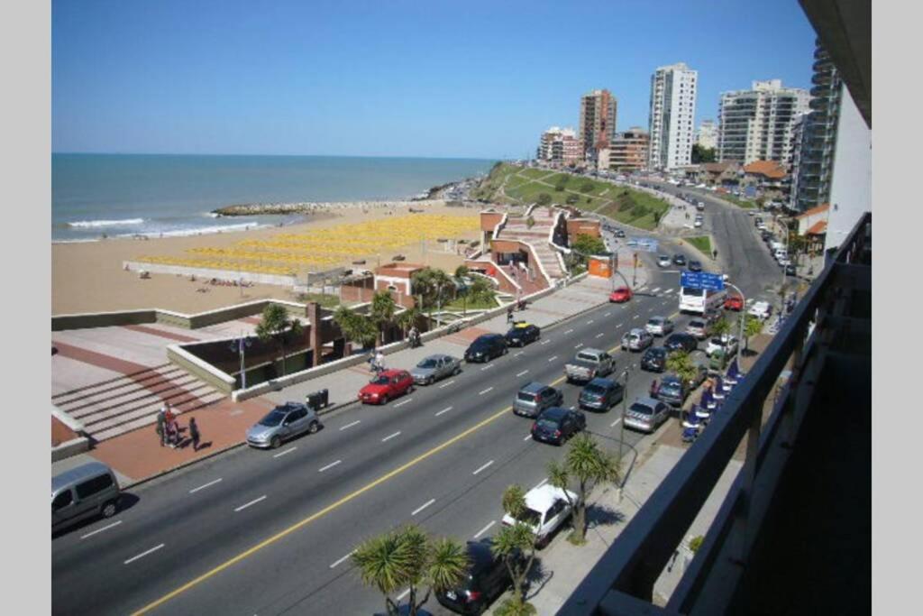 La Perla frente al mar