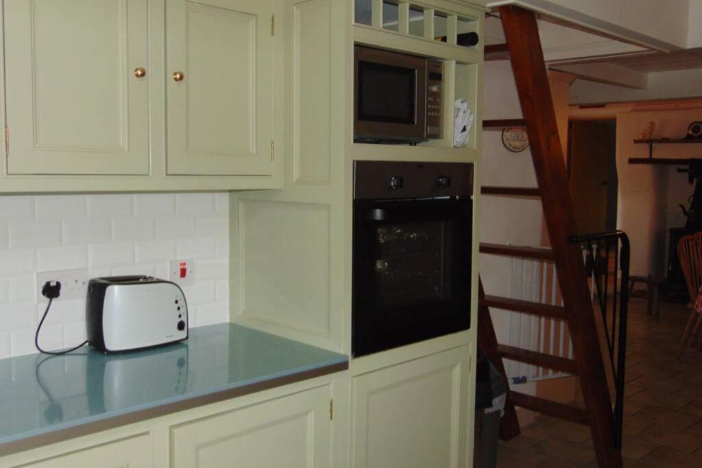 Cecil's Cottage, Ballynary, Buncrana by Wild Atlantic Wanderer