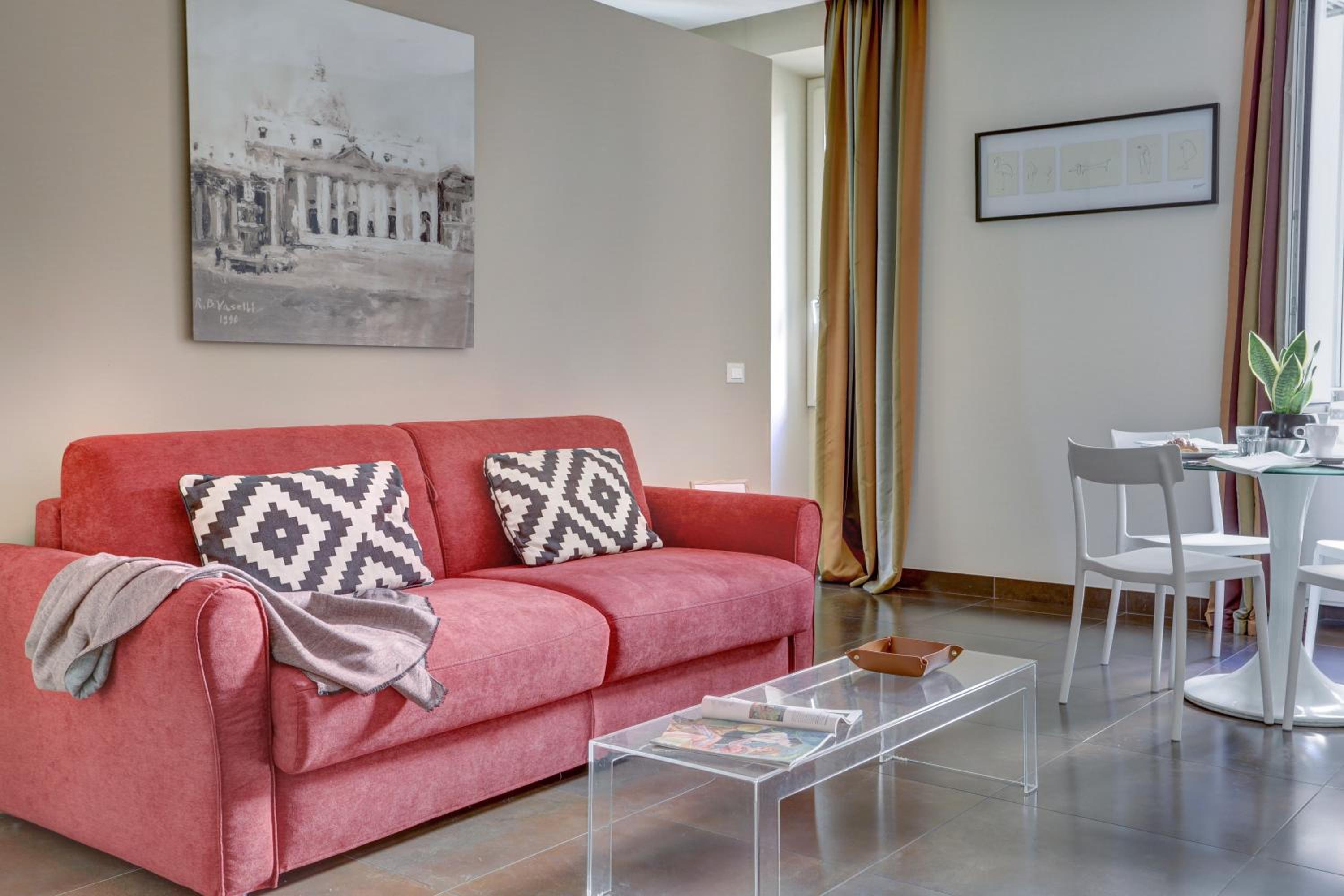 Colosseo Gardens - My Extra Home