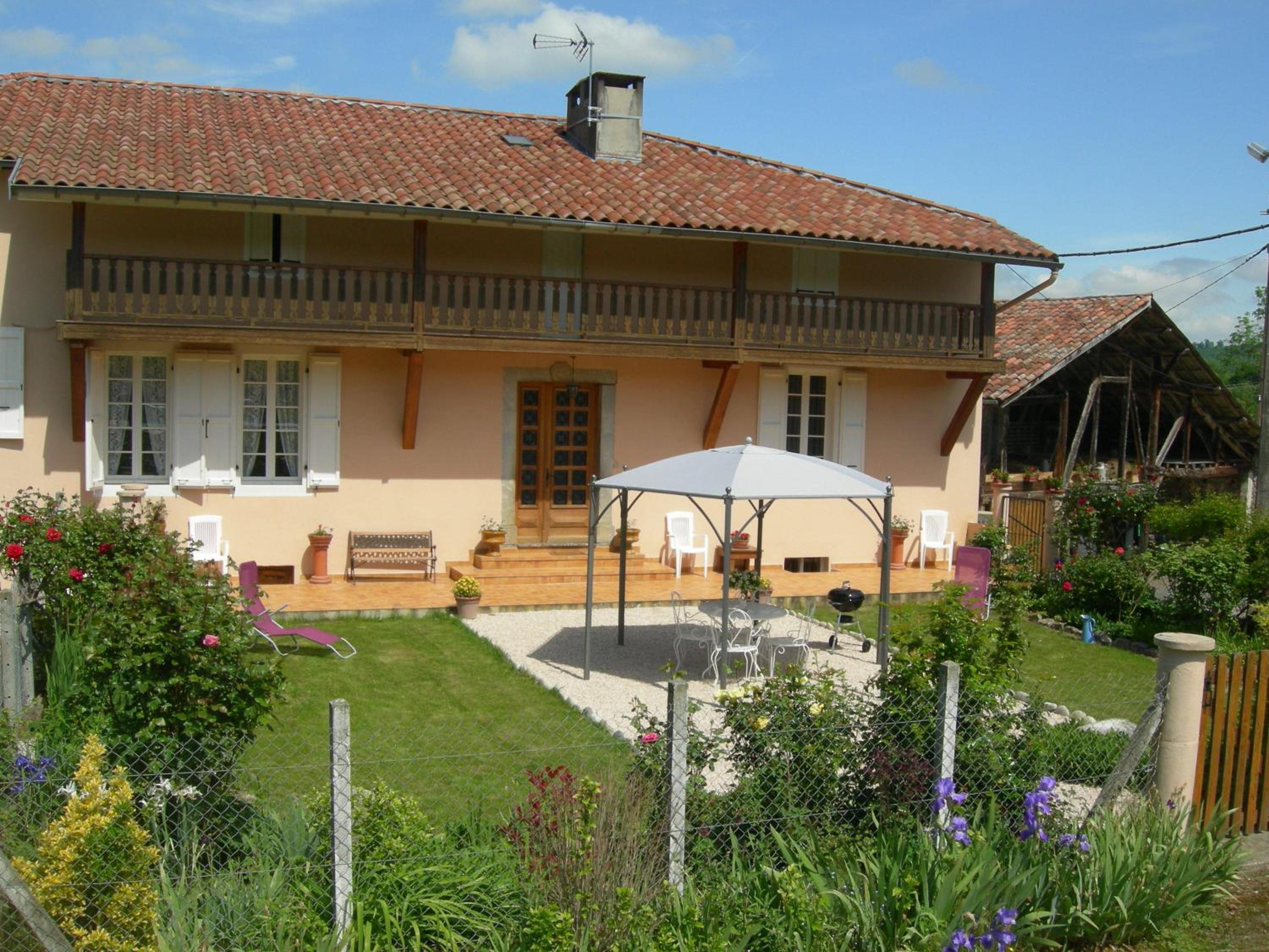 Le Clos Fleuri view 2