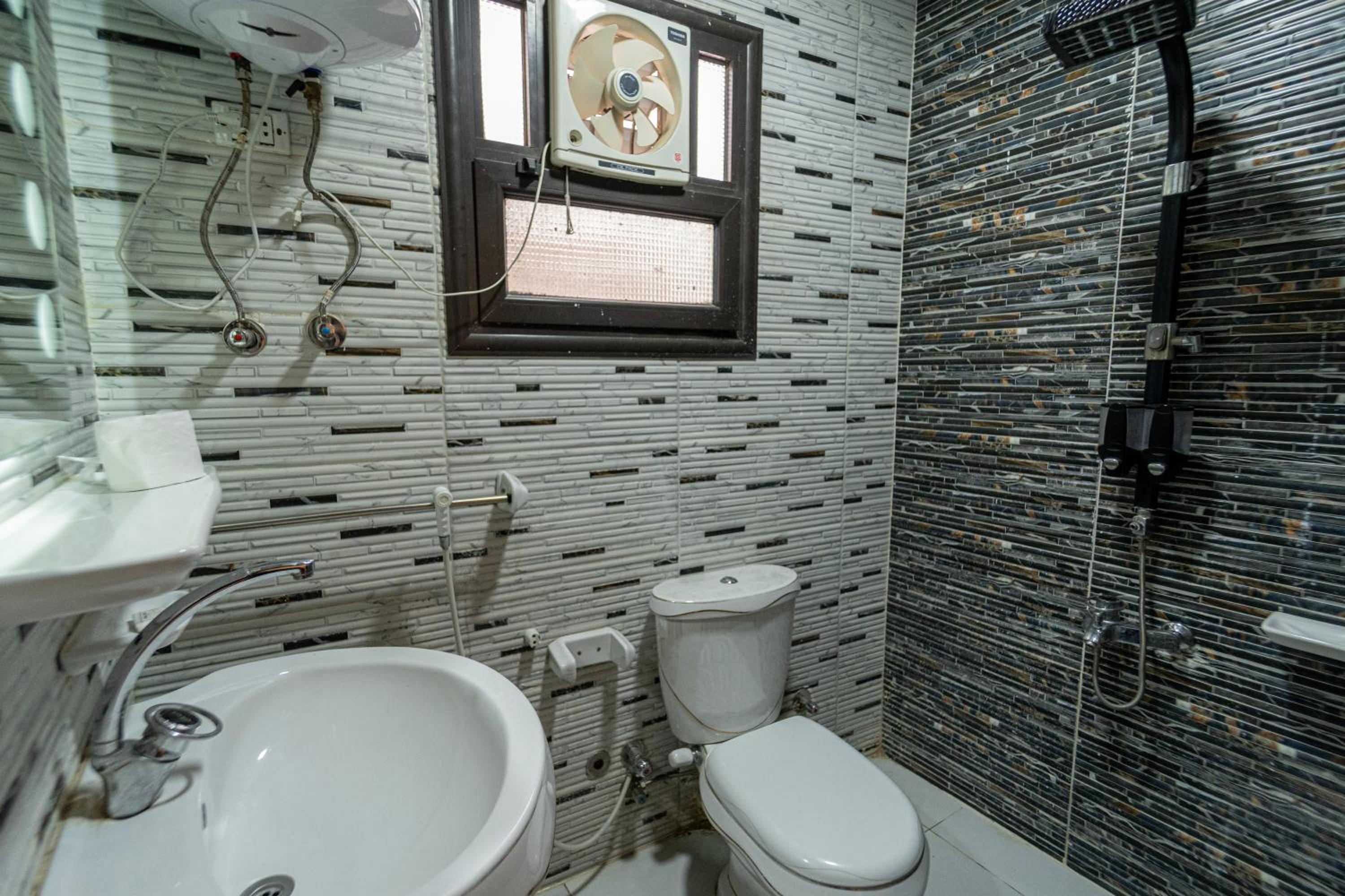 Gardenia Inn Hotel