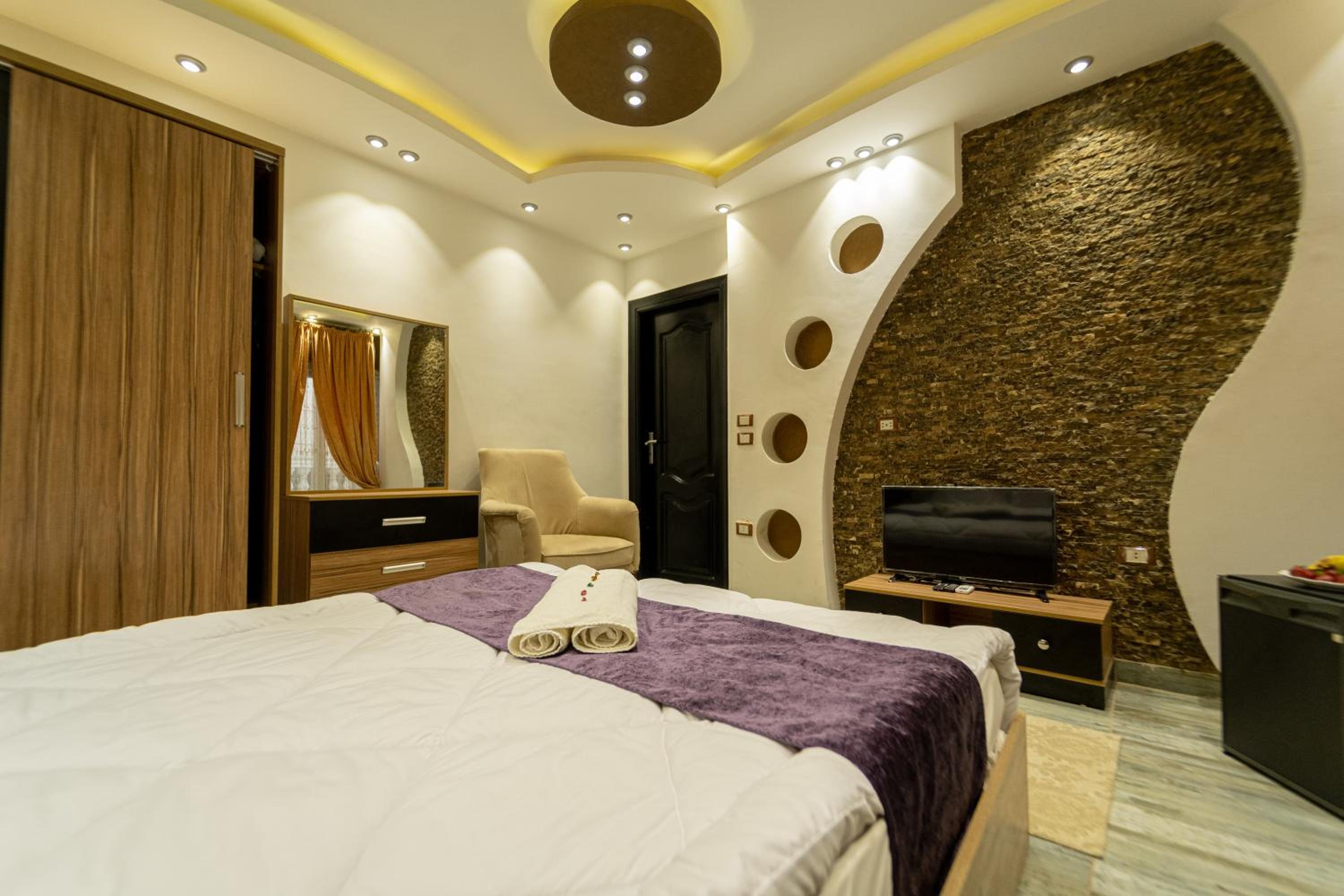 Gardenia Inn Hotel