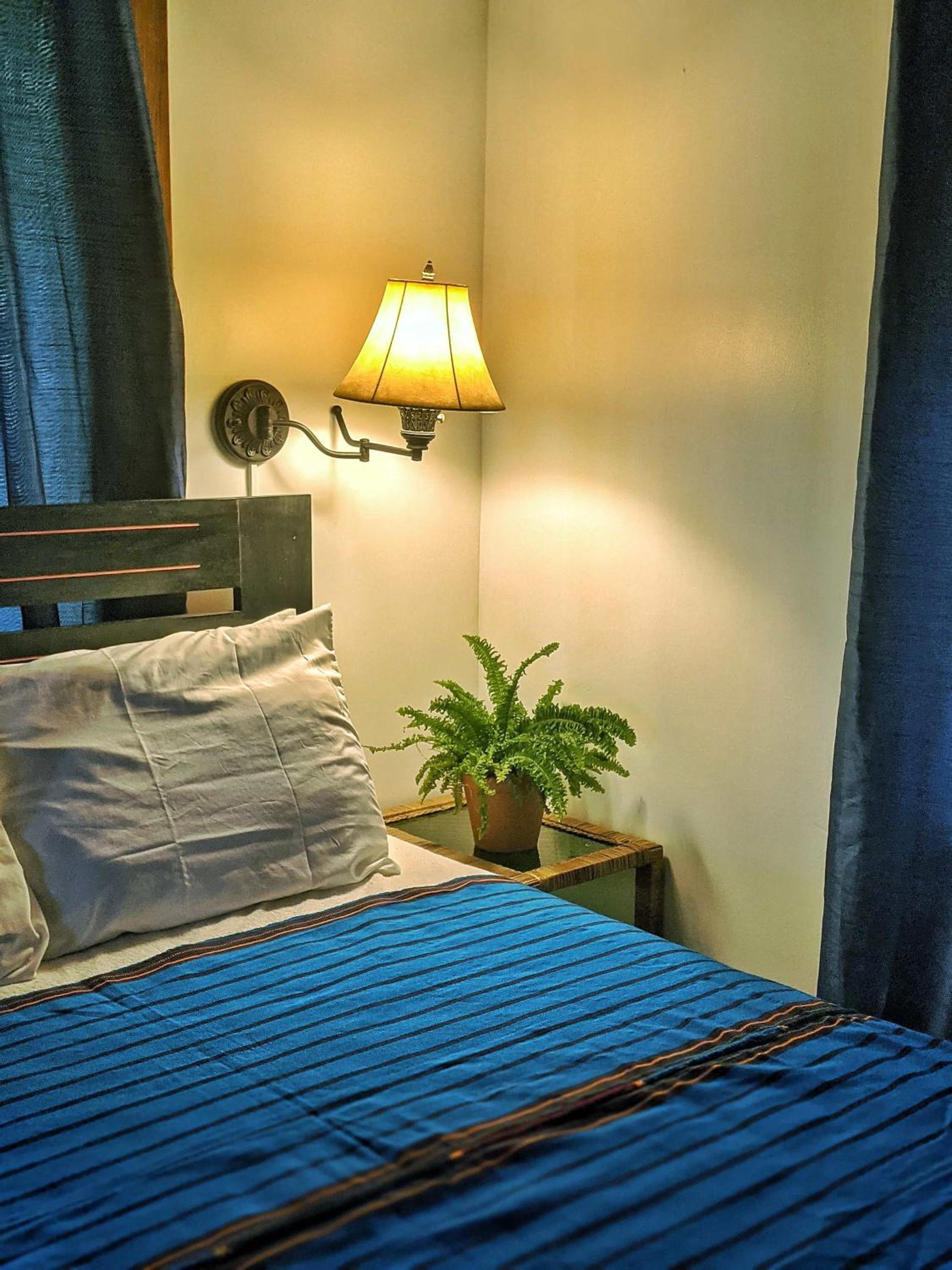 Seaside Inn Roatan view 2