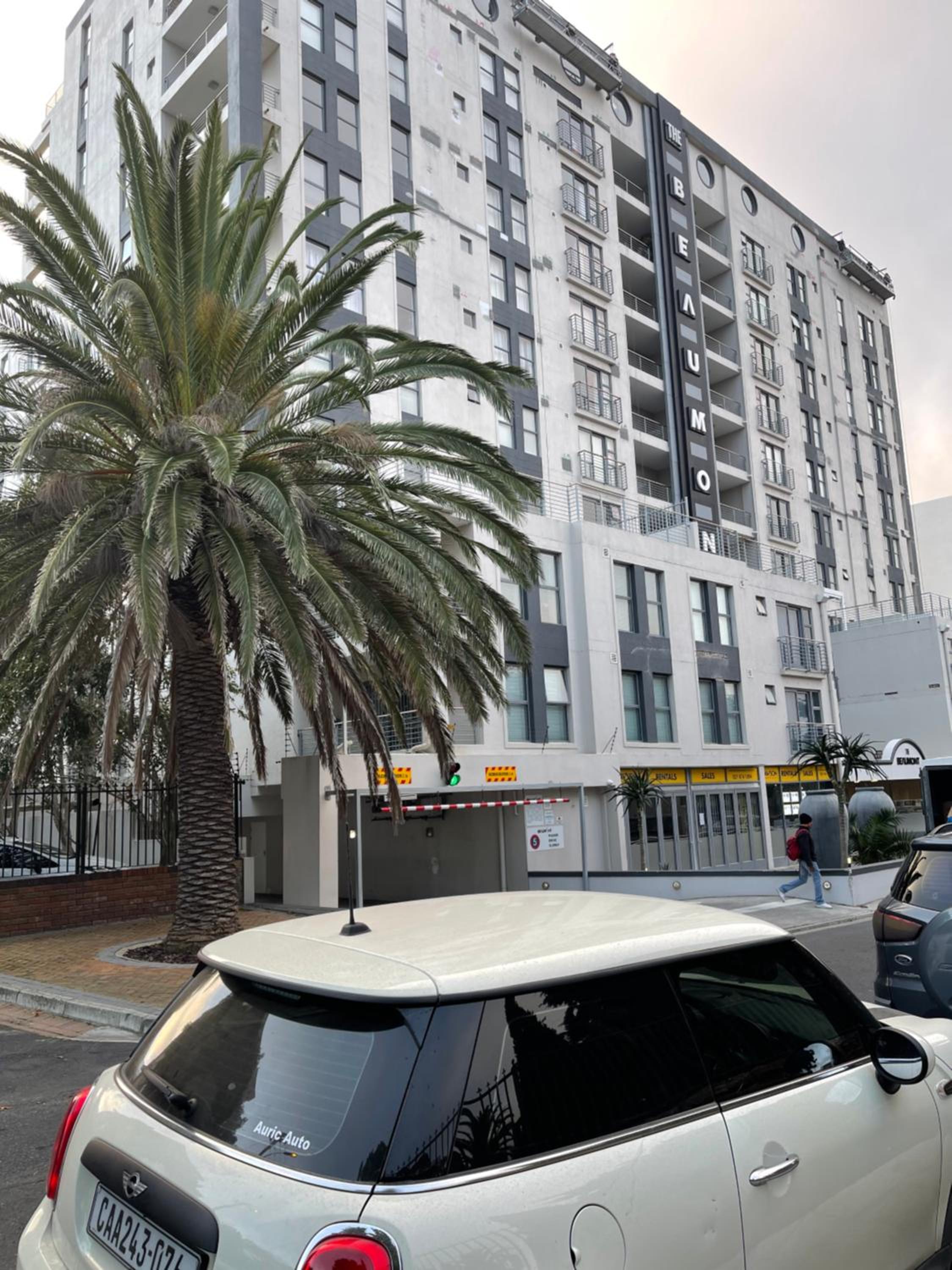 Tana’s Crib(Modern Secure 1 bed Apartment)Beaumont view 2