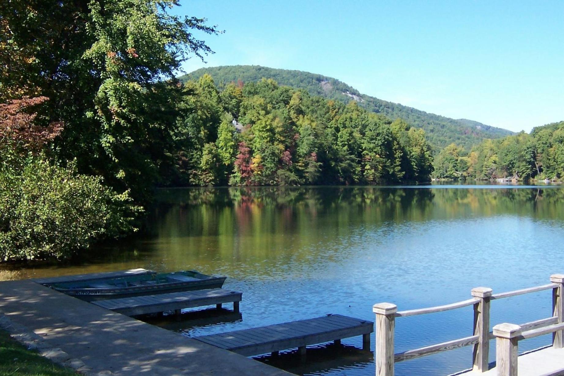 Fox Run at Lake Lure view 4