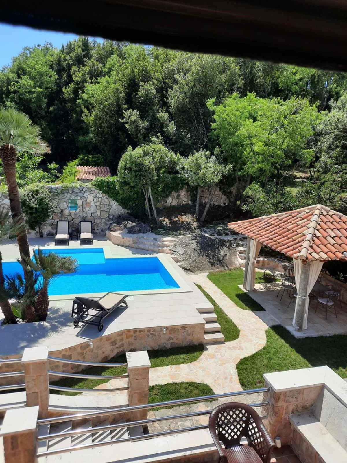 Villa Guardian view 4