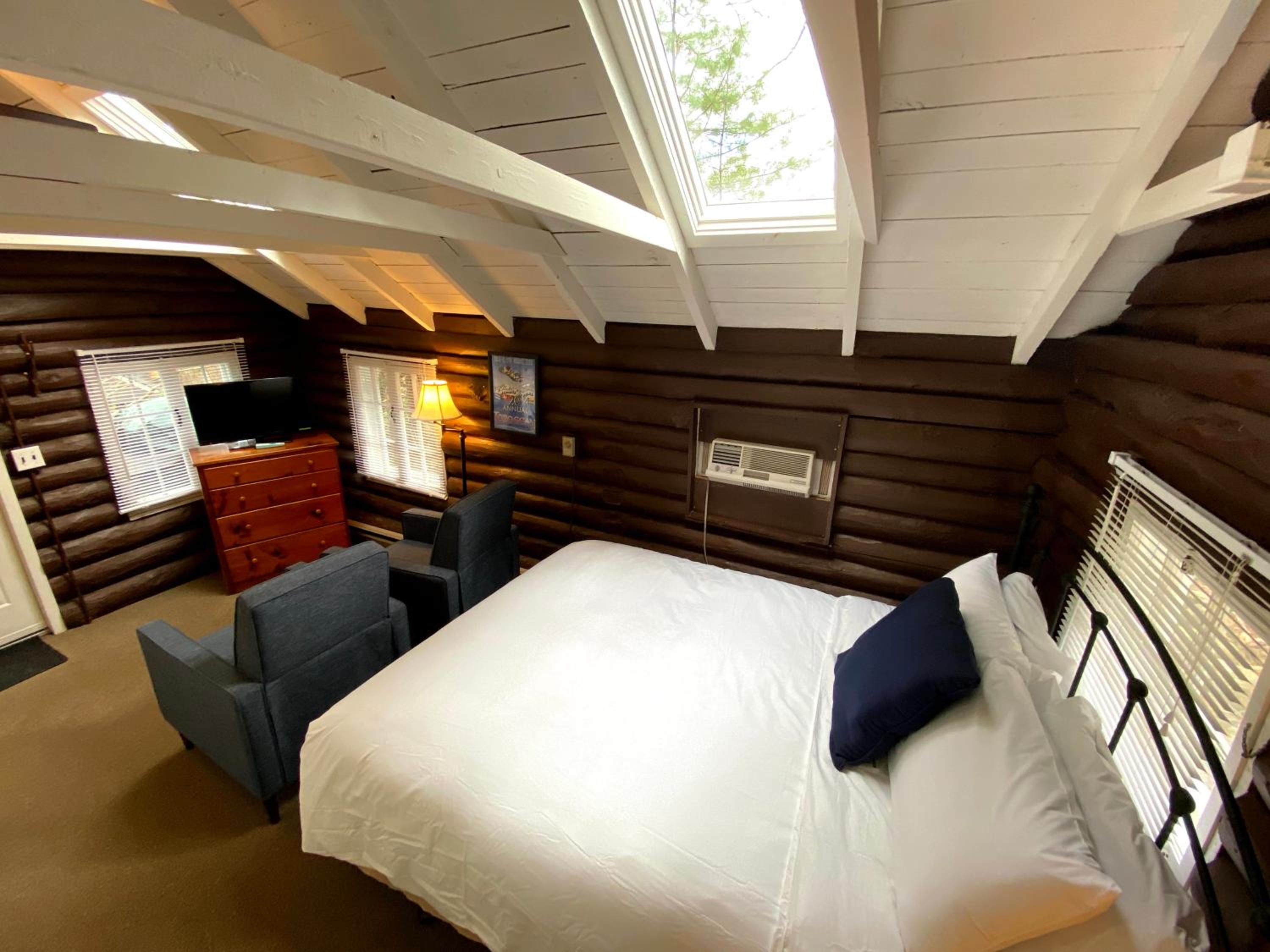 Pine Grove Cottages