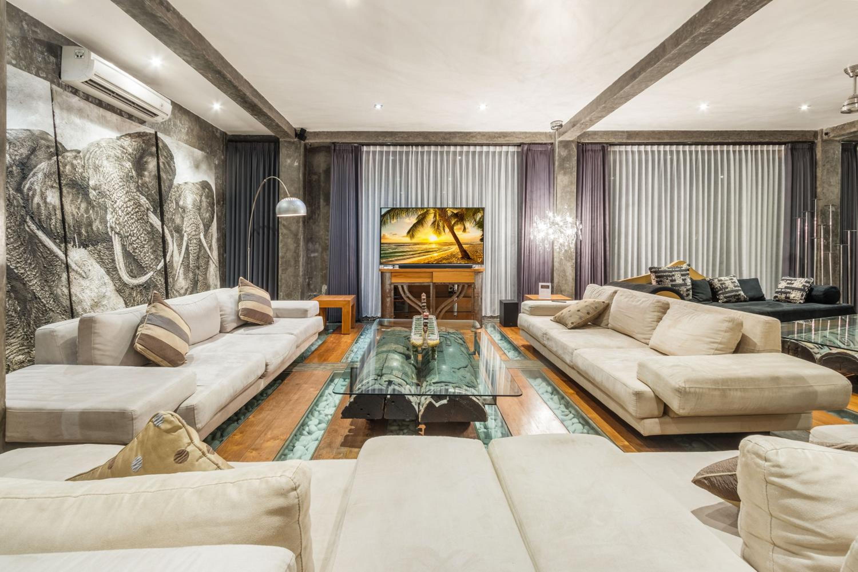 lounge