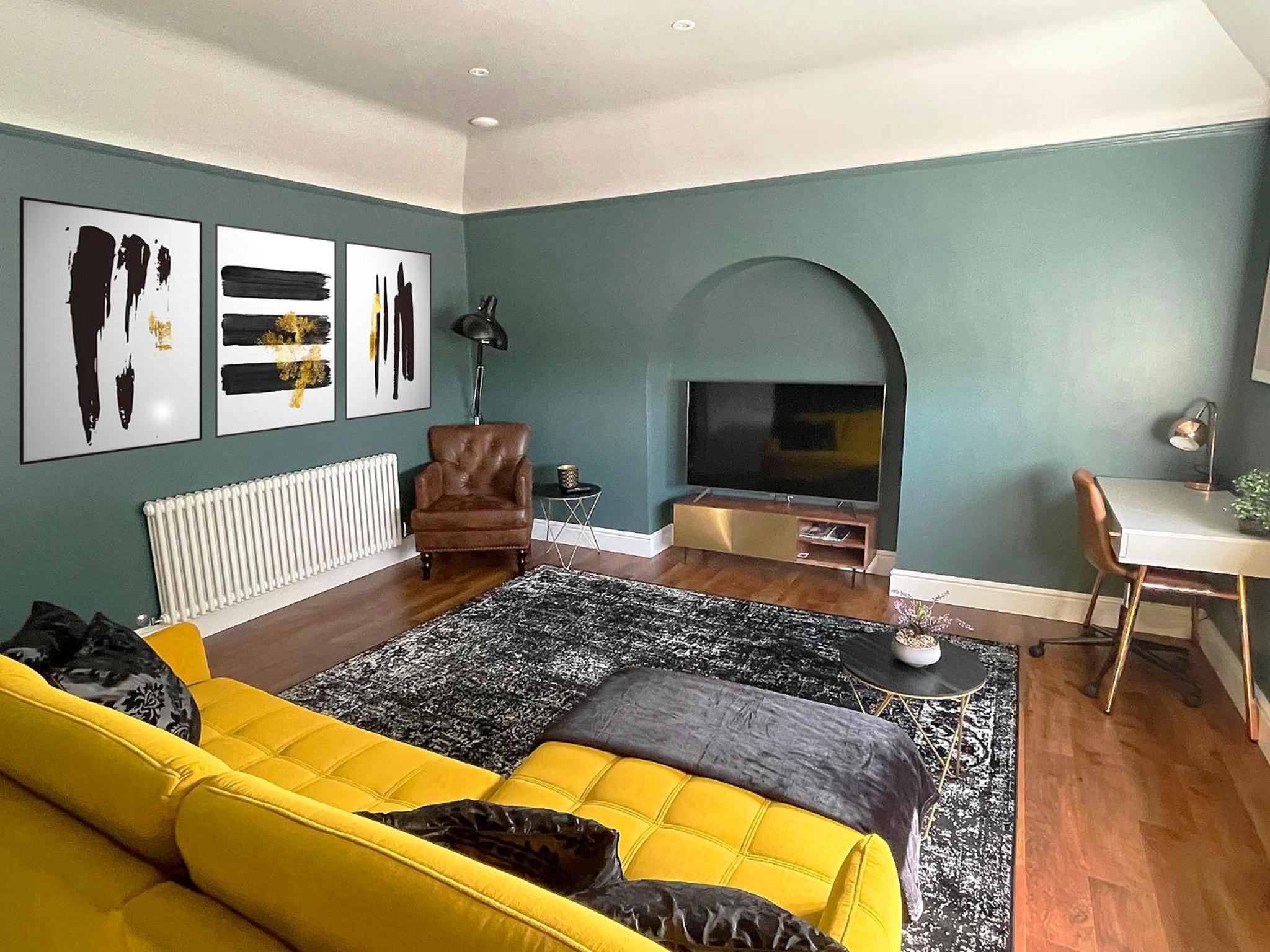 Yeovil Vacations - 'The Loft' - Property Image 3