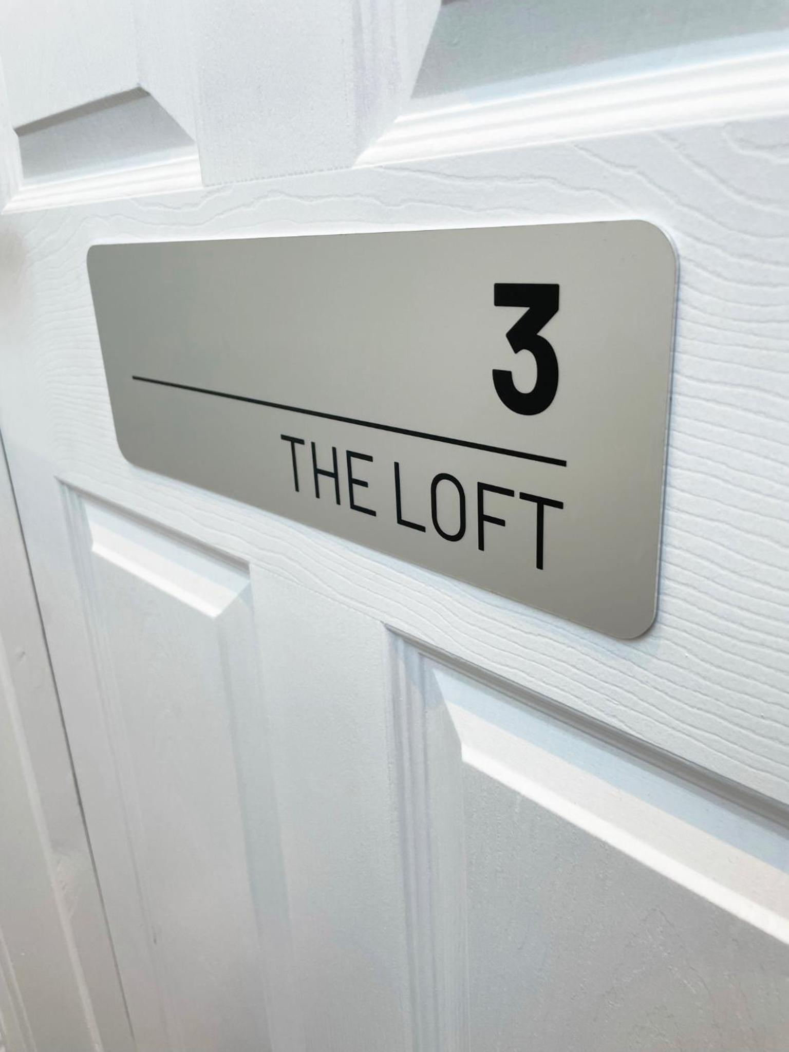 Yeovil Vacations - 'The Loft' - Property Image 4